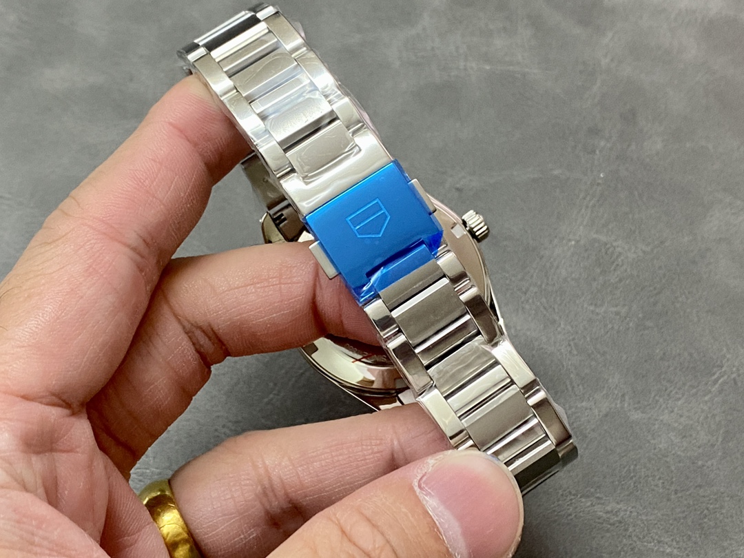 Tag Heuer Carrera Blue Dial Women's Luxury Quartz Watch WAR1112.BA0601