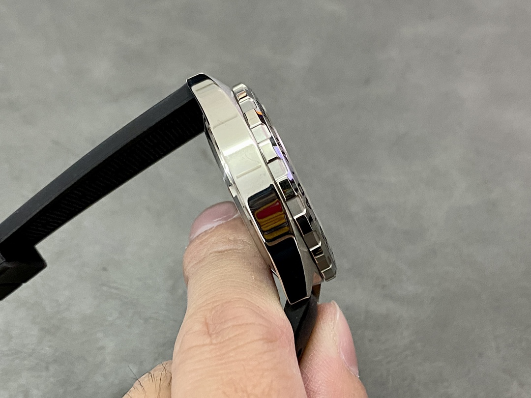 Tag Heuer Formula 1 Quartz Blue Dial Black Rubber Strap WAZ1118.FT8023