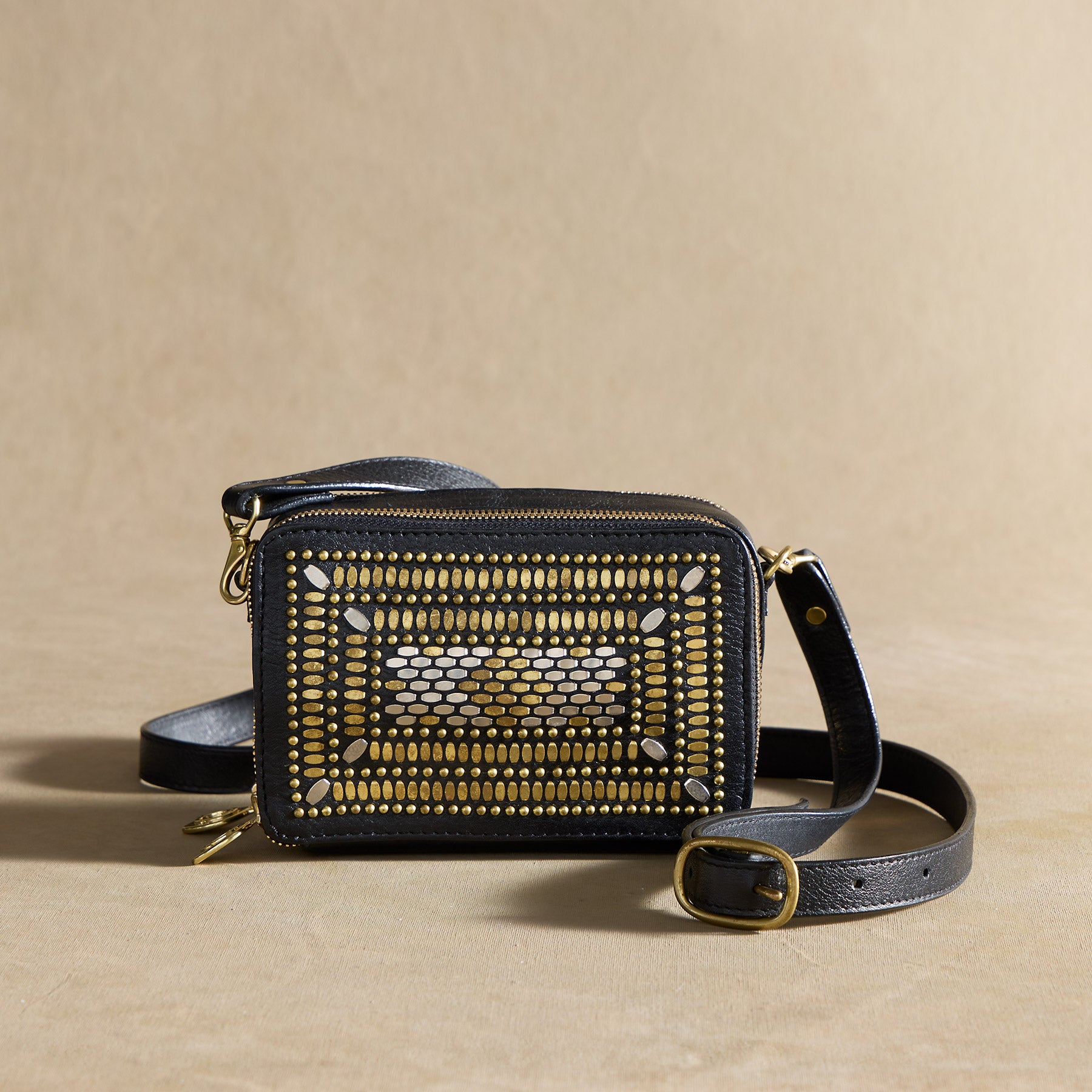 Tilda 100 Messenger Bag | Sundance Outlet