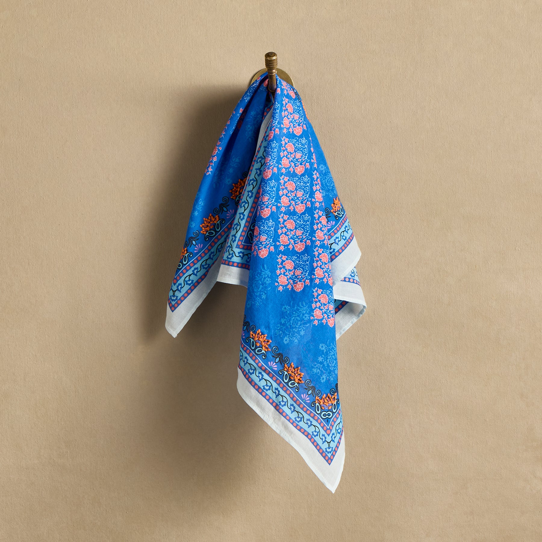 Avante Scarf