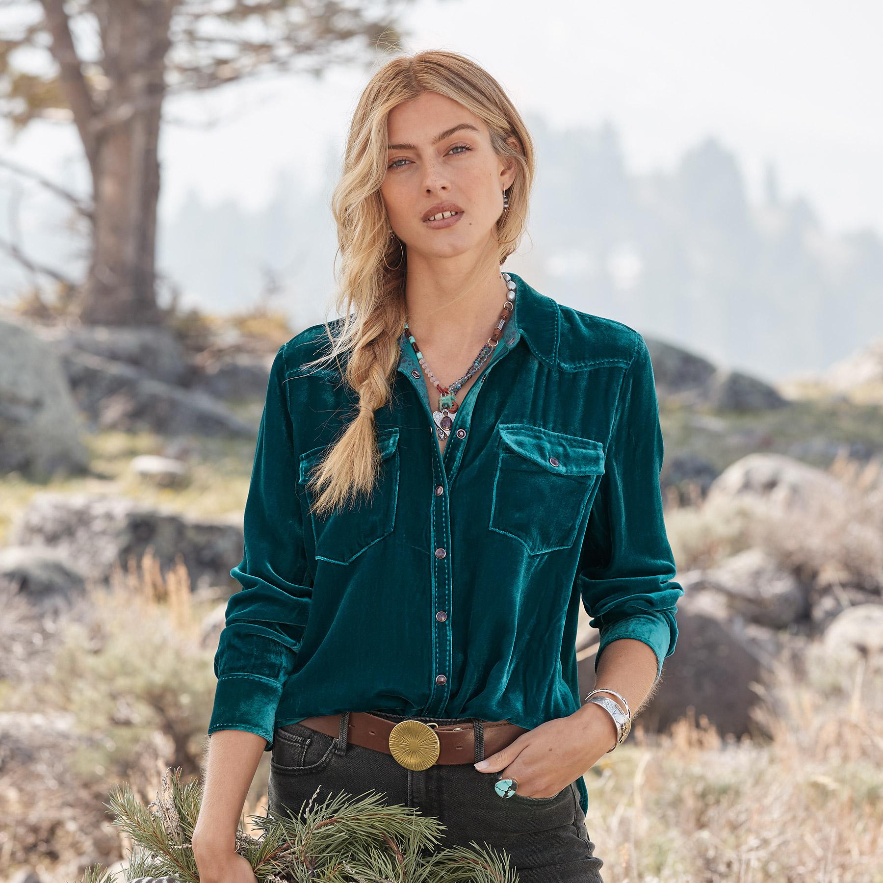 Anja Velvet Shirt