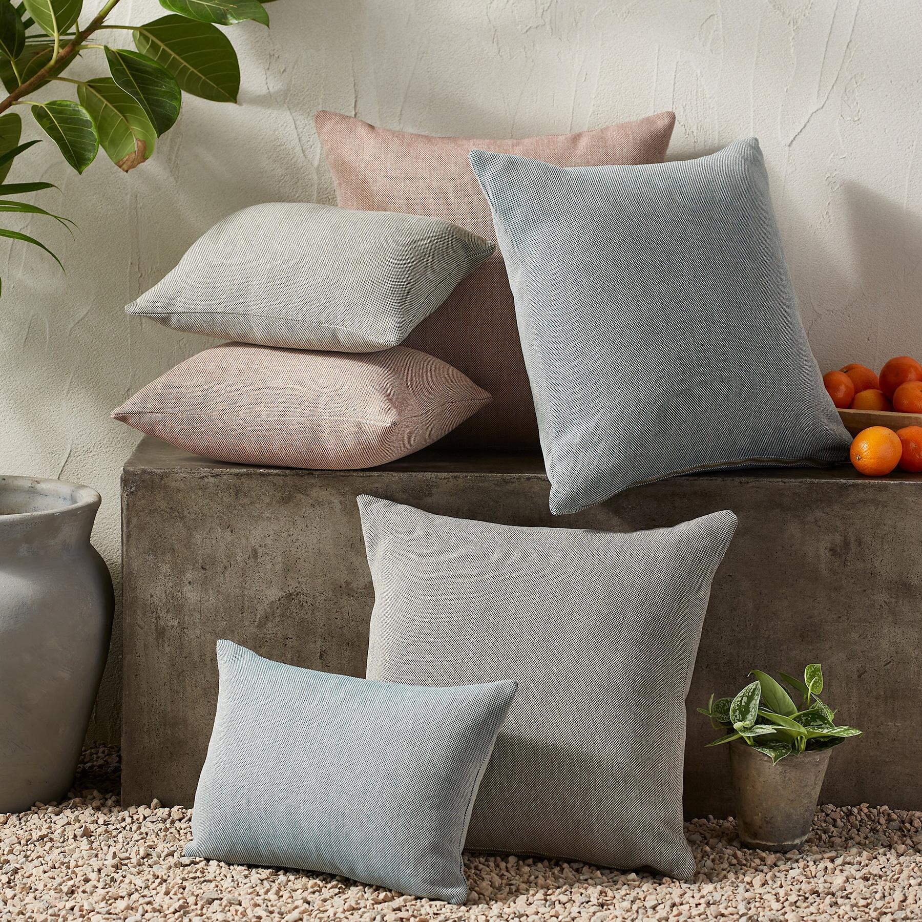 Outdoor Resort Pillow