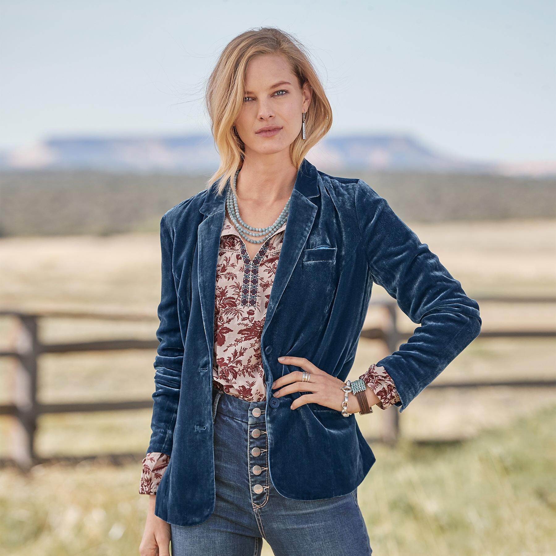 Sofia Velvet Blazer Petite | Sundance Outlet