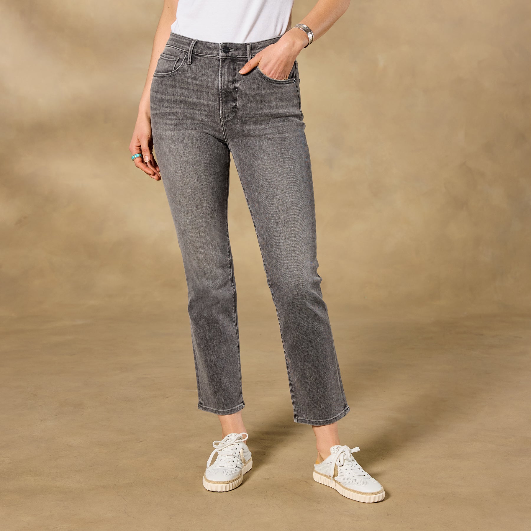 Stella Classic Straight Jeans | Sundance Outlet