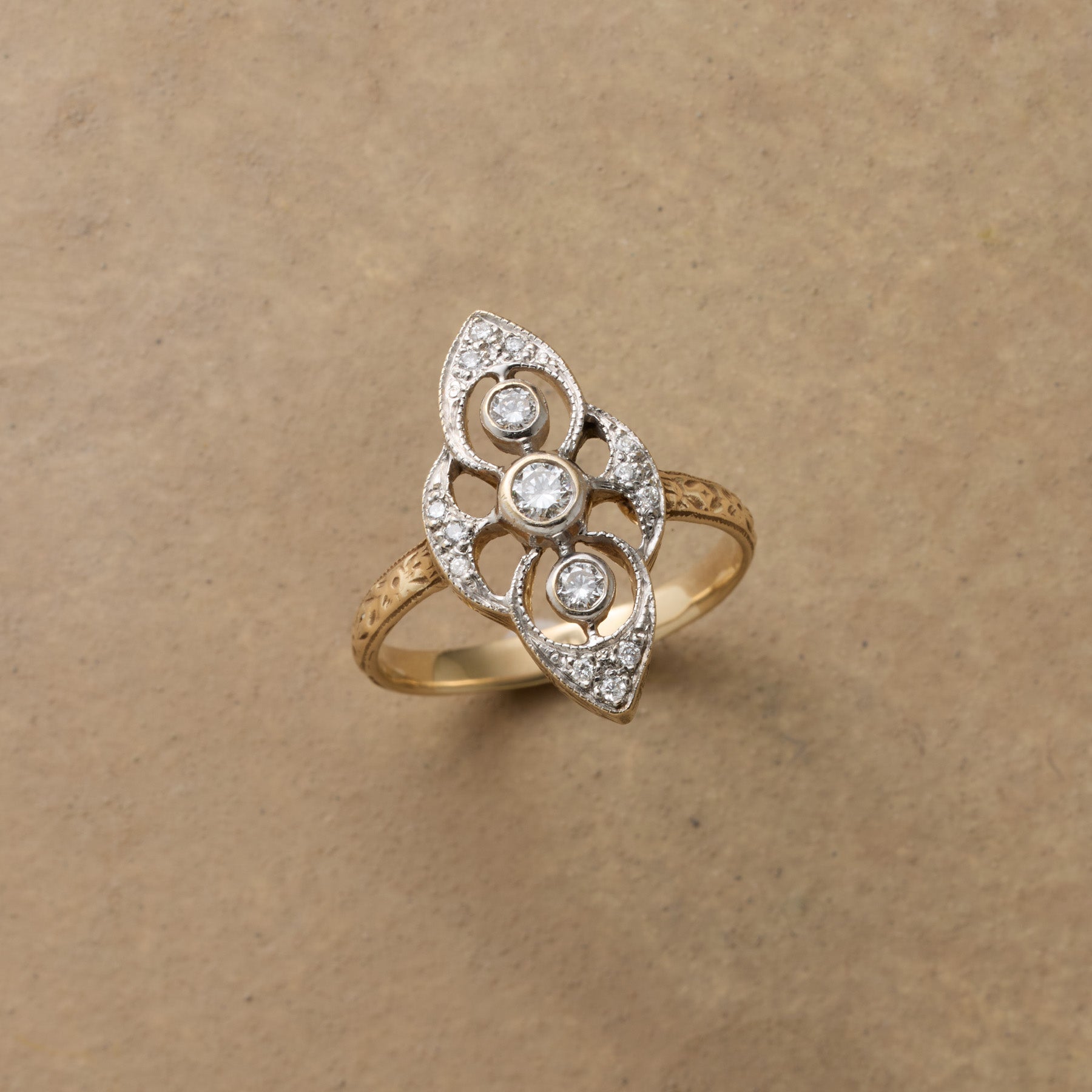 Erté Ring