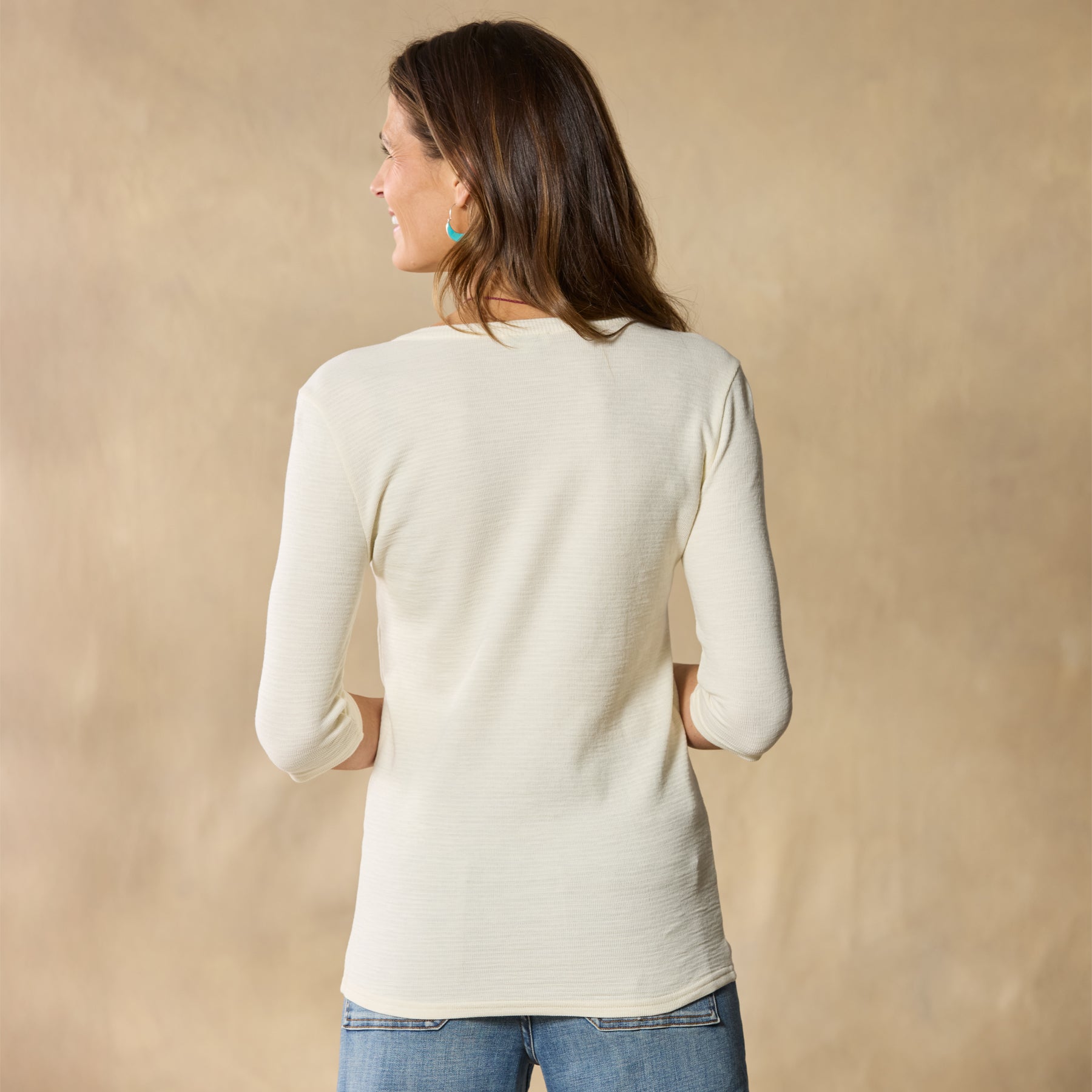 Hidalgo Henley, Petite