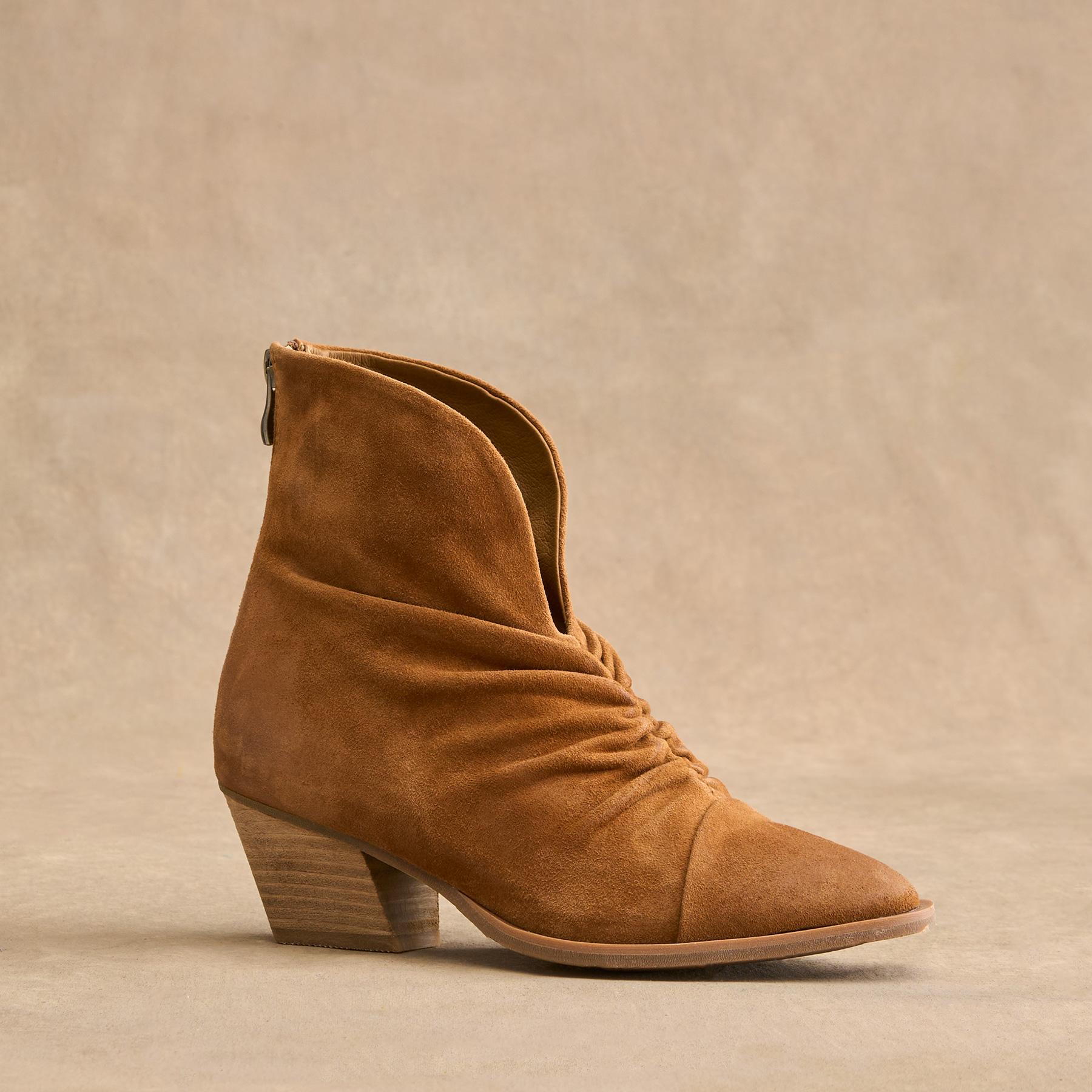 Sarapo Boots
