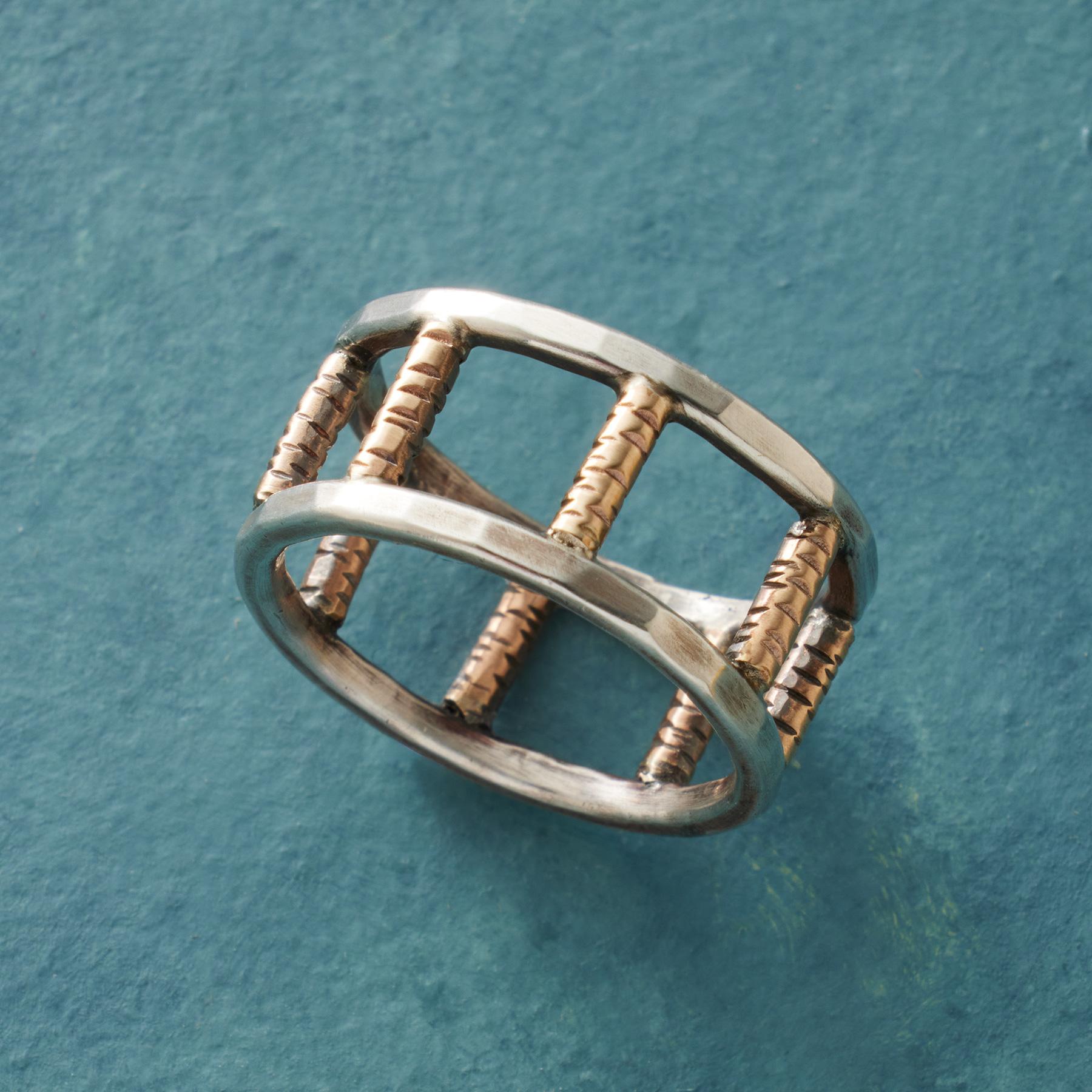 Rollaway Ring