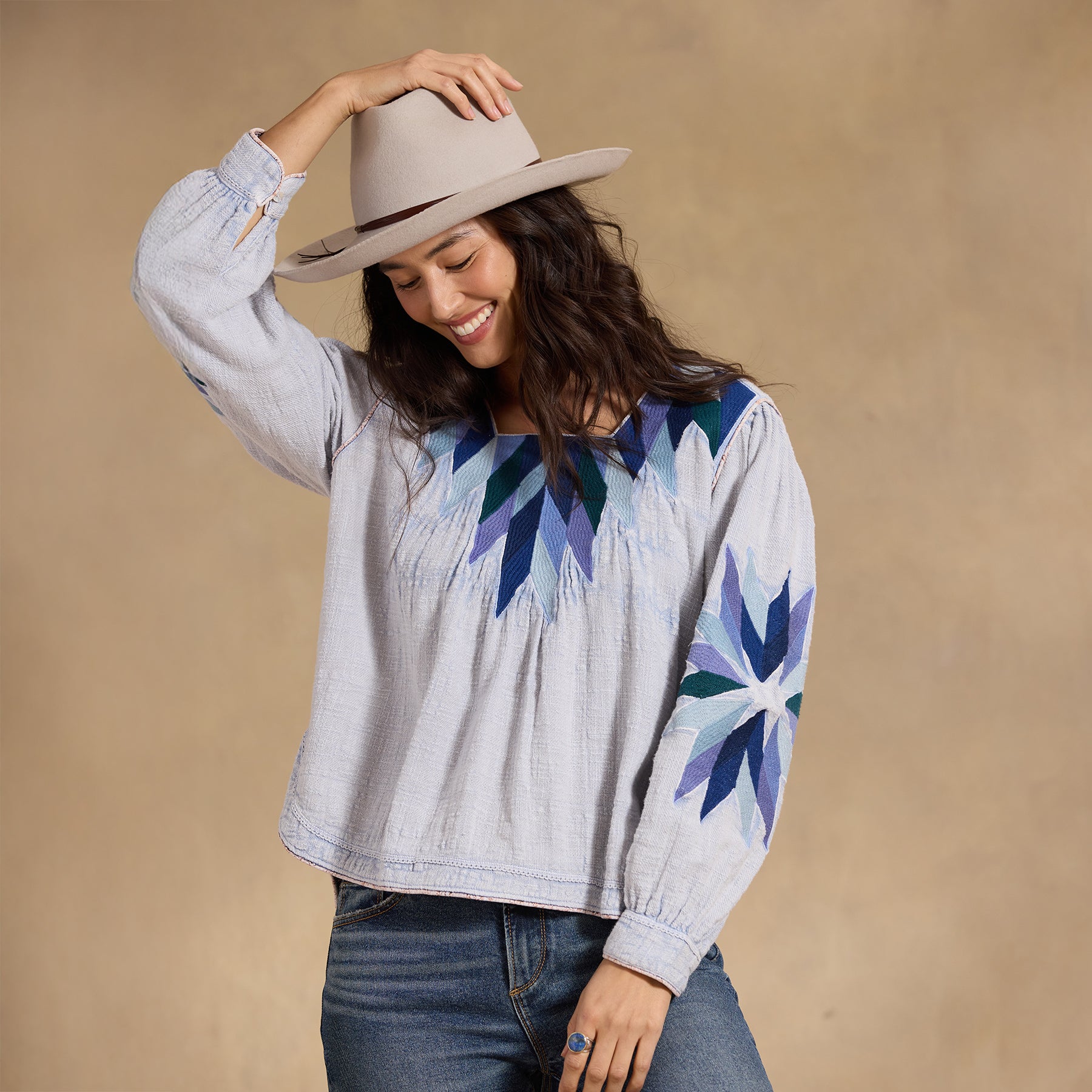 Wanderlust Top | Sundance Outlet