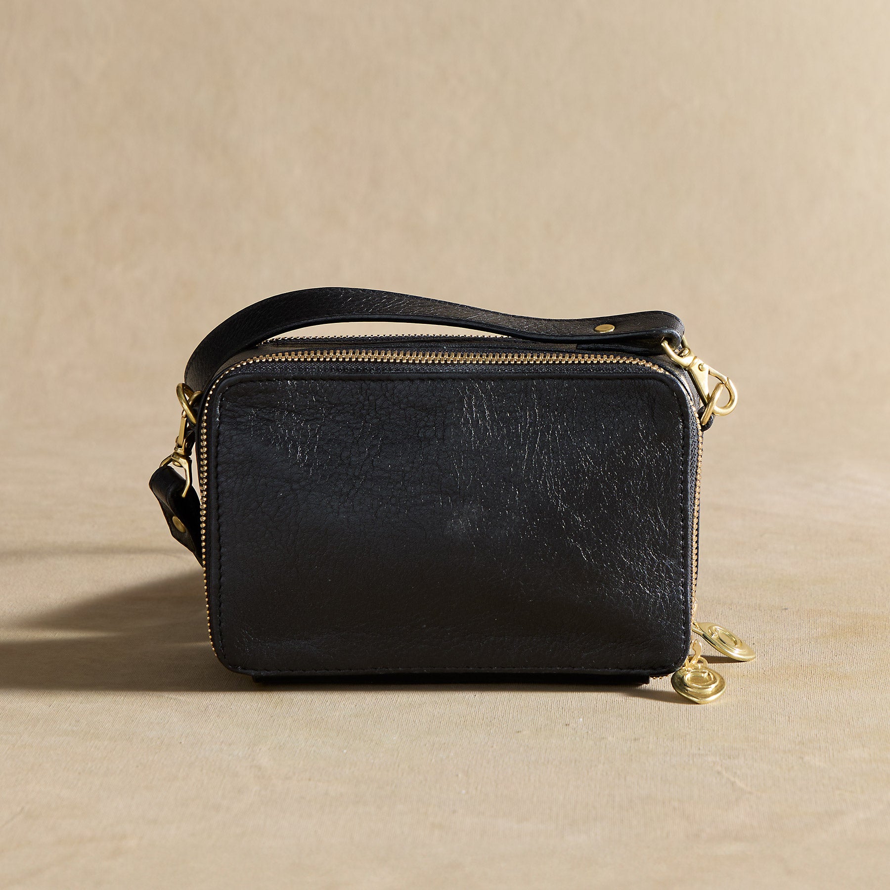 Tilda 100 Messenger Bag | Sundance Outlet
