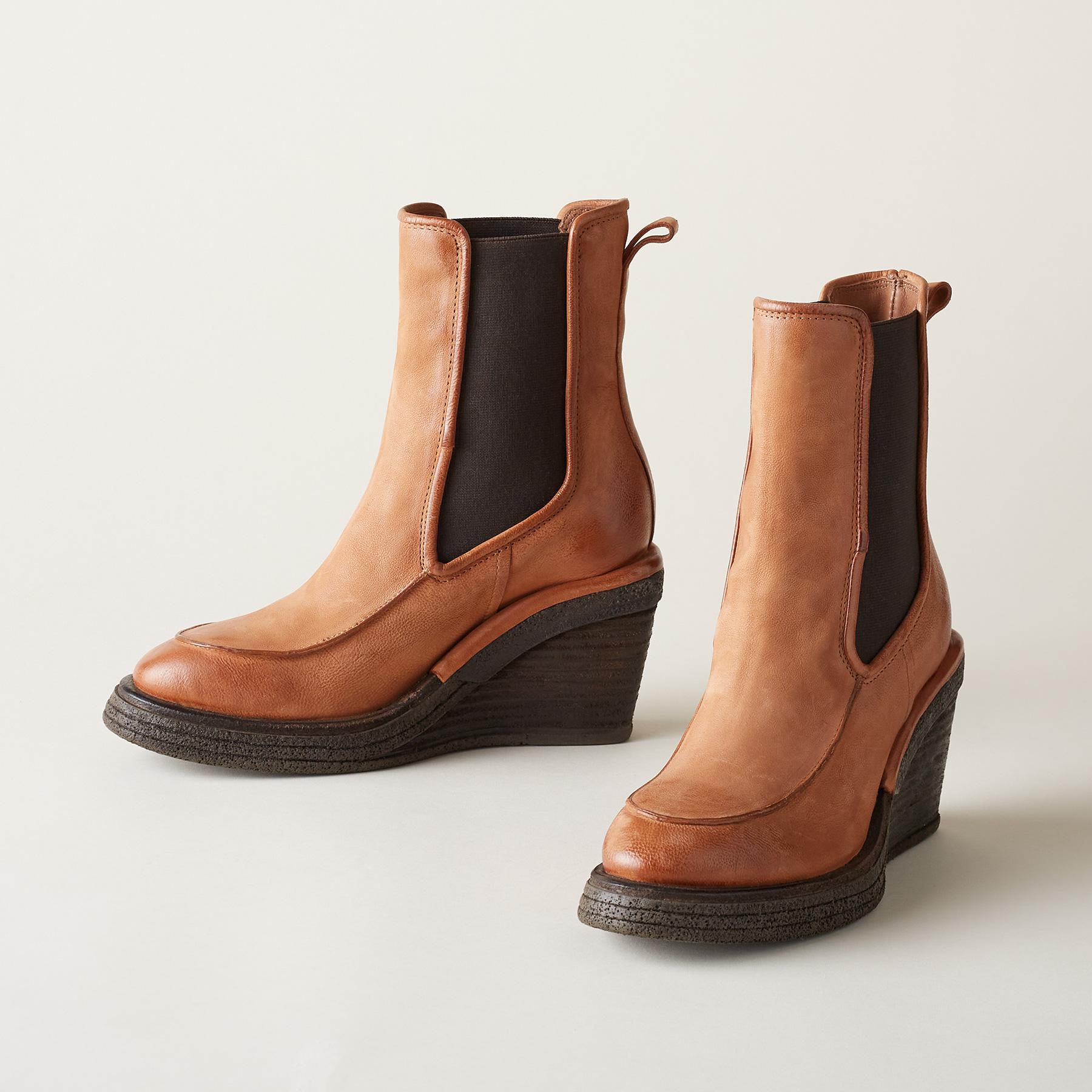 Tempy Boot | Sundance Outlet