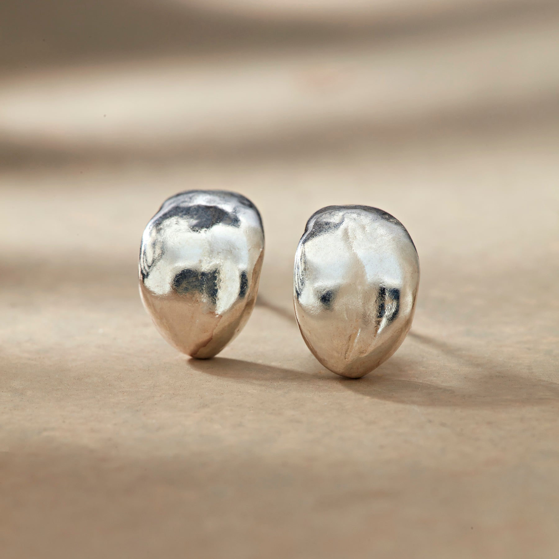 Dimpled Demi Hoops