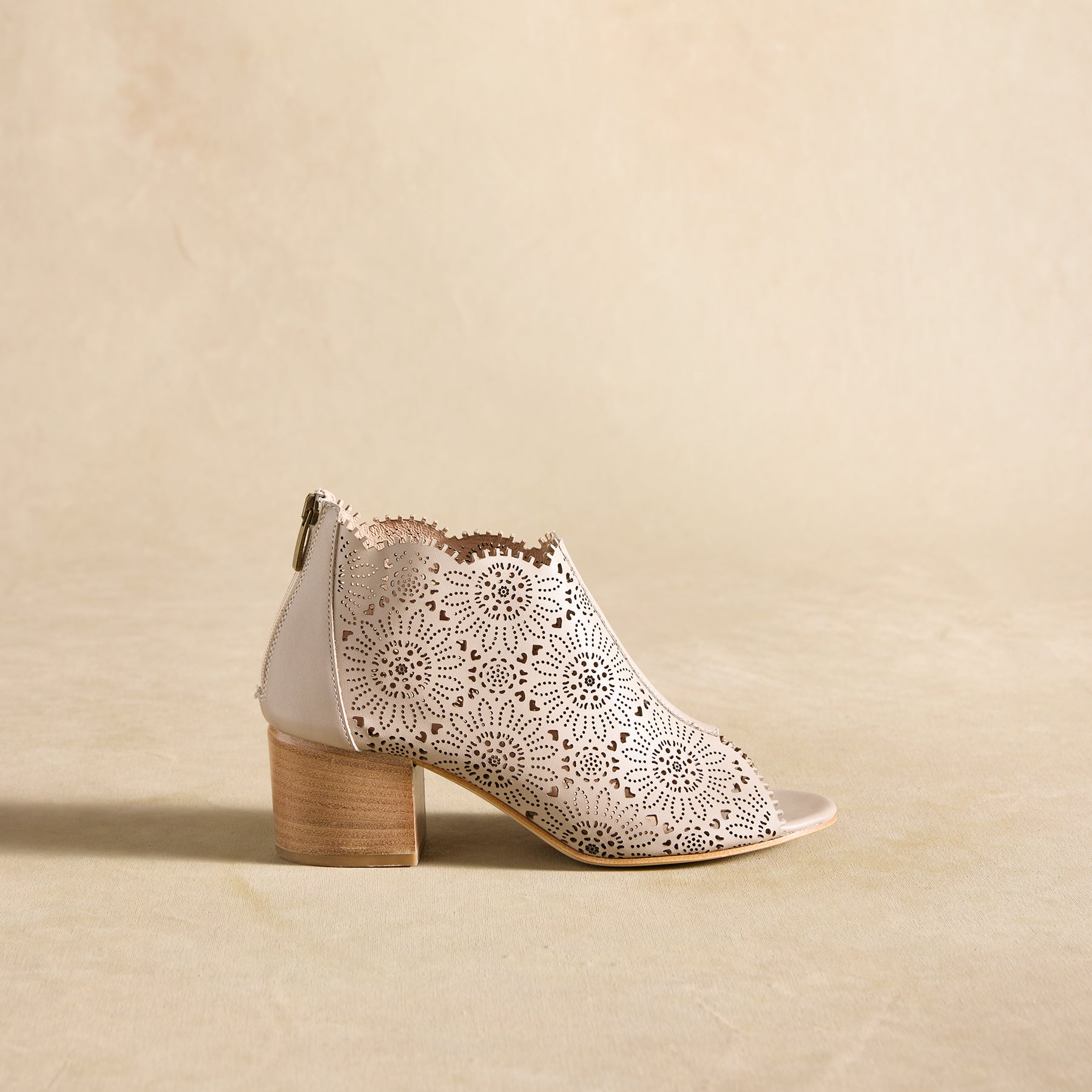Penelope Sandals