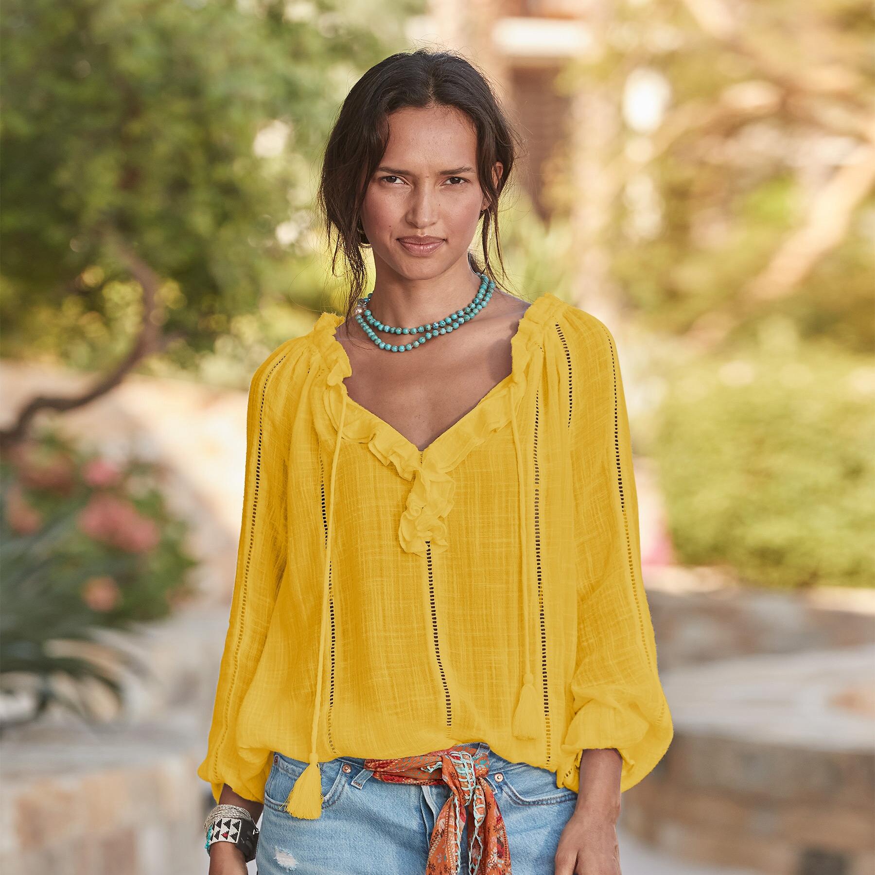 Artists Top - Petites