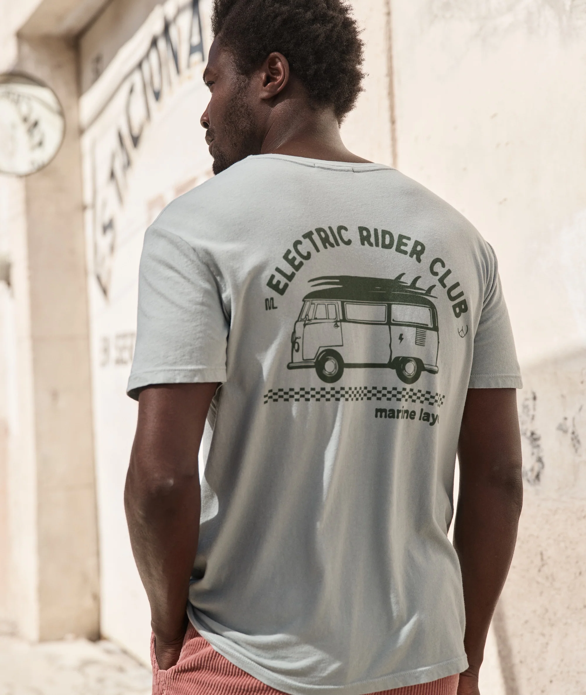 We ❤️ This Bus Tee