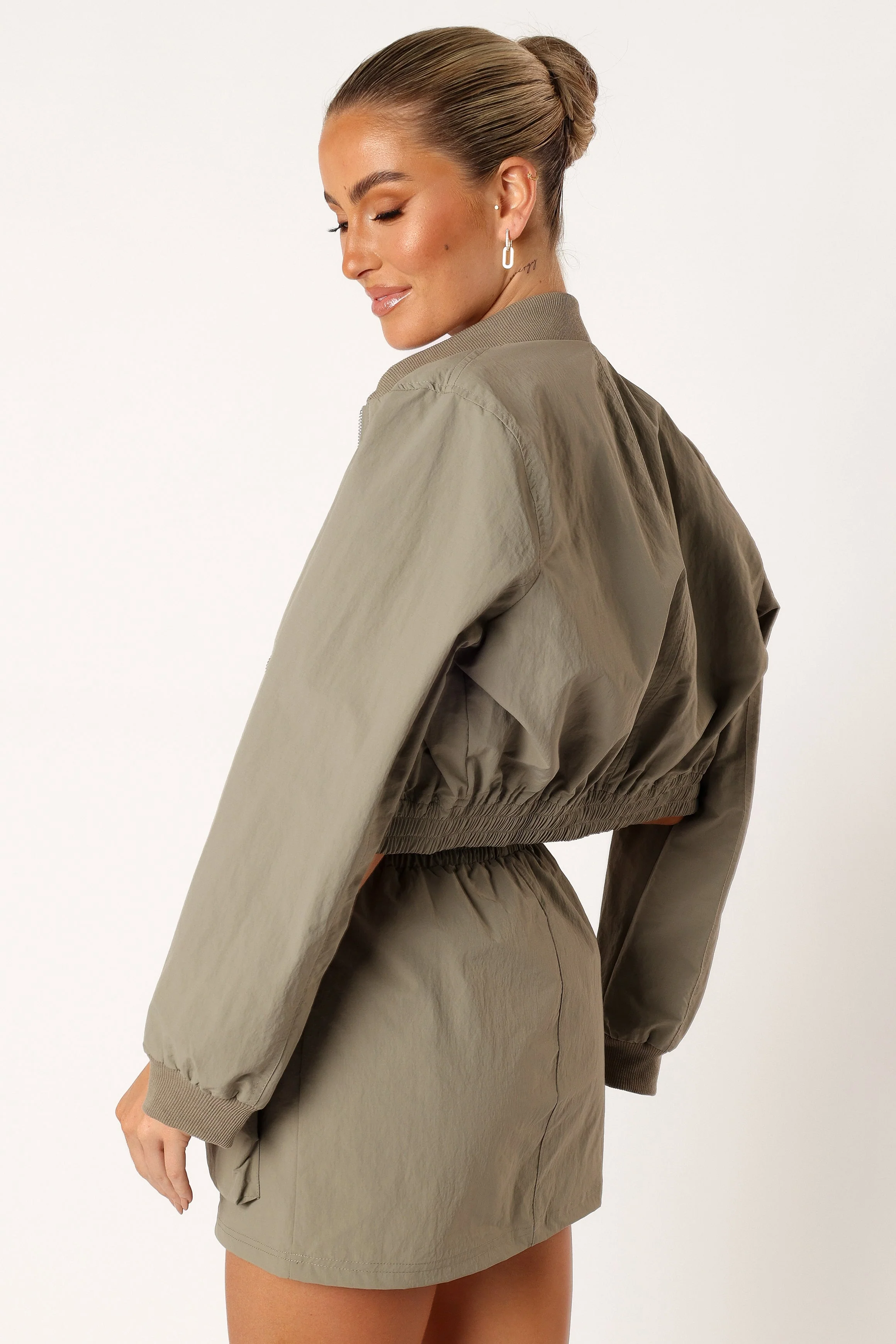 Freddie Two Piece Set - Light Olive