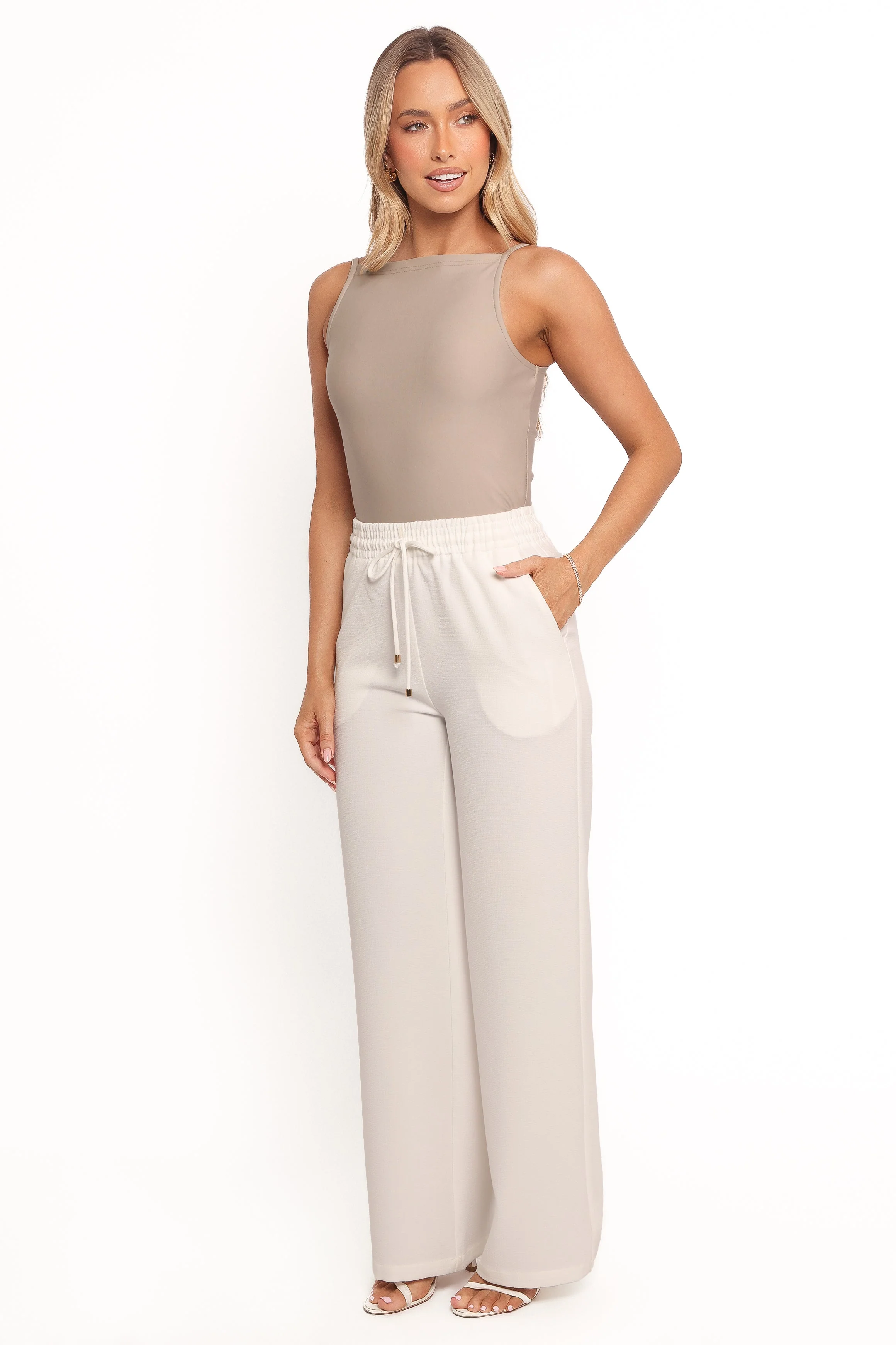 Cinch Wide Leg Crepe Pant - White