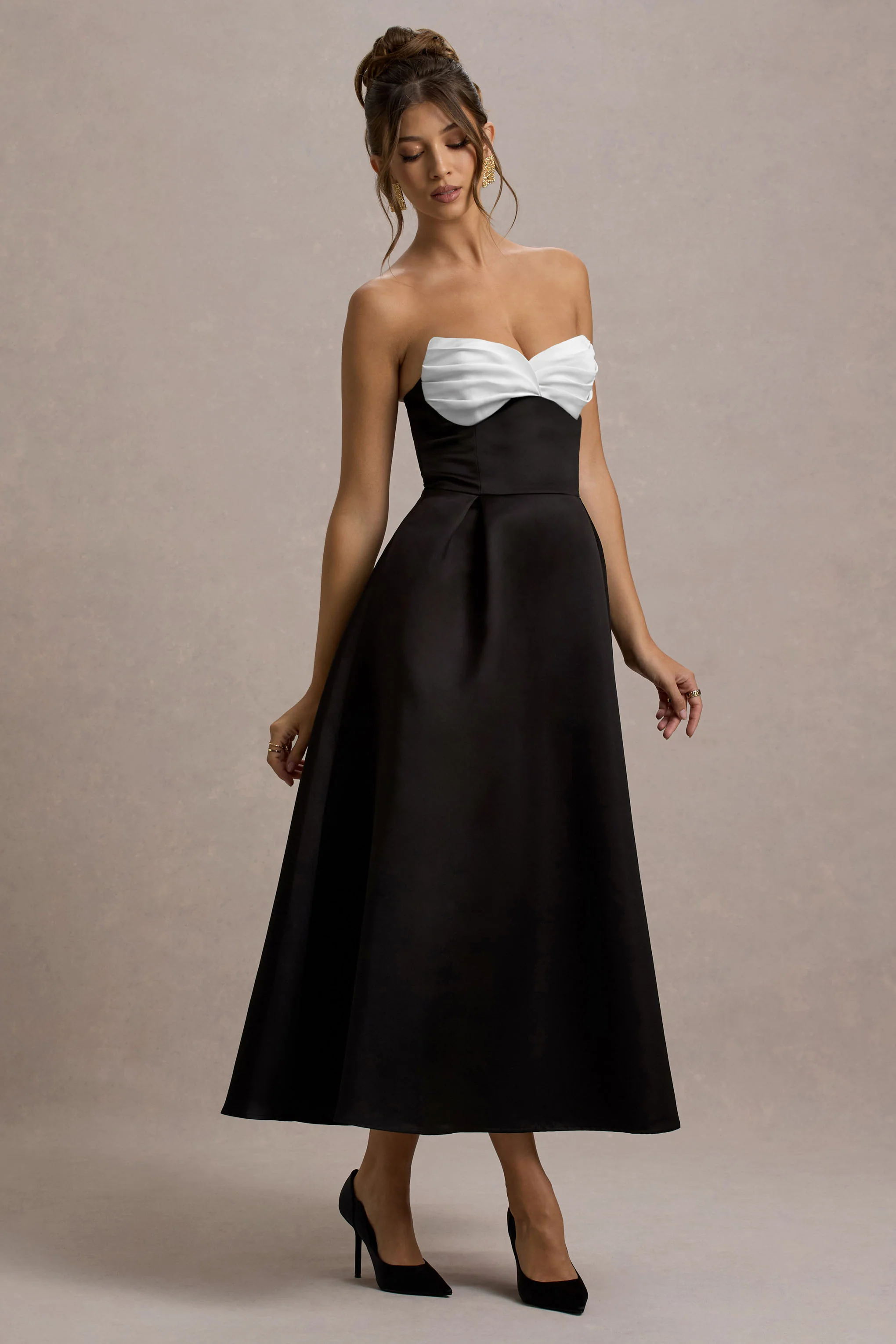 Wintour | Black Satin Sweetheart Midi Dress