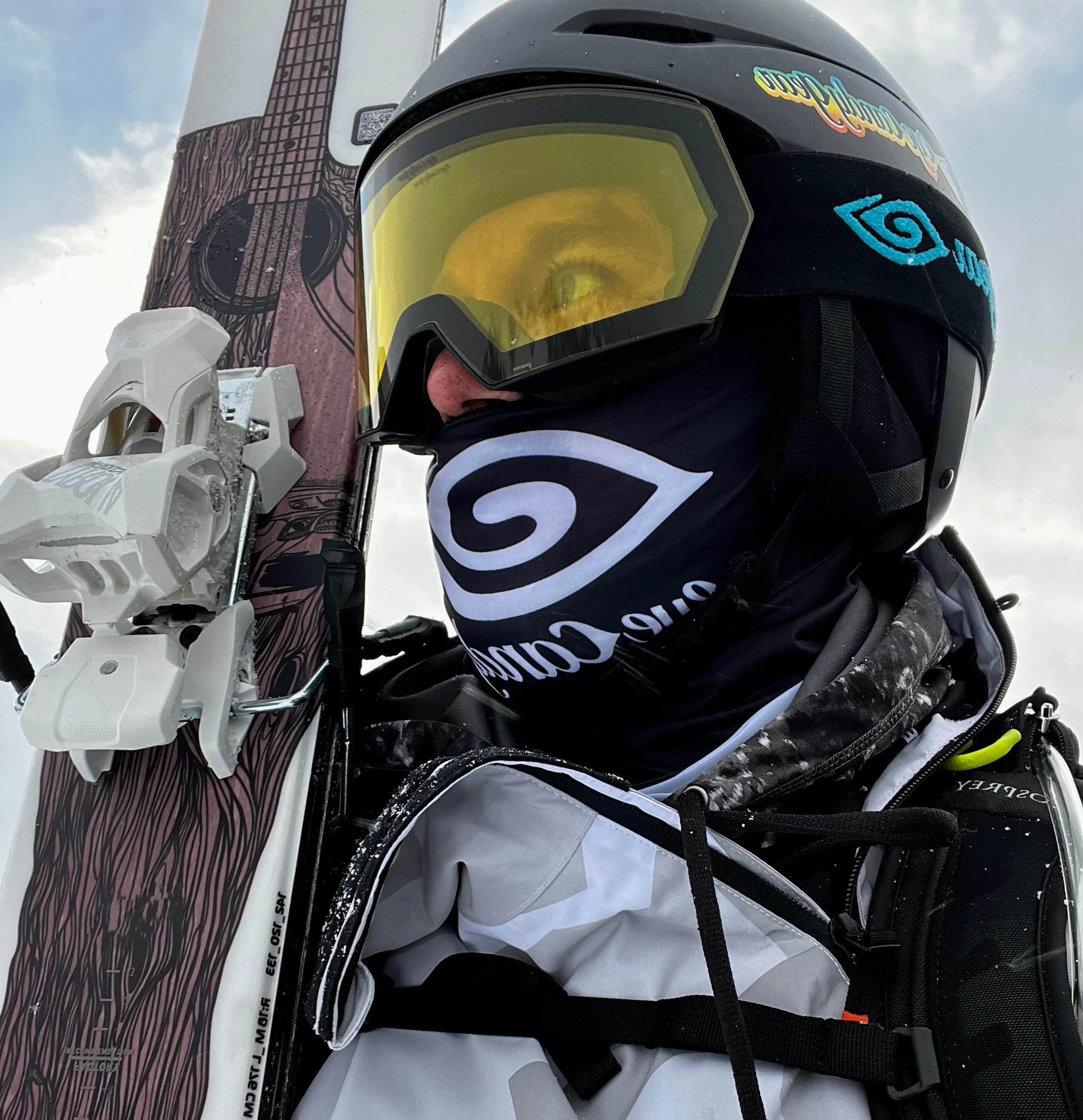 Ice Blue - Magnetized Snow Goggles - (Interchangeable Lenses)