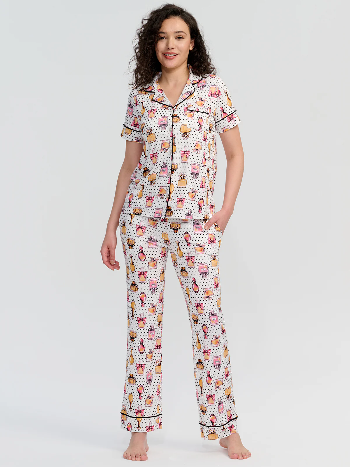 Perfume Print Short Sleeve Pajamas Set