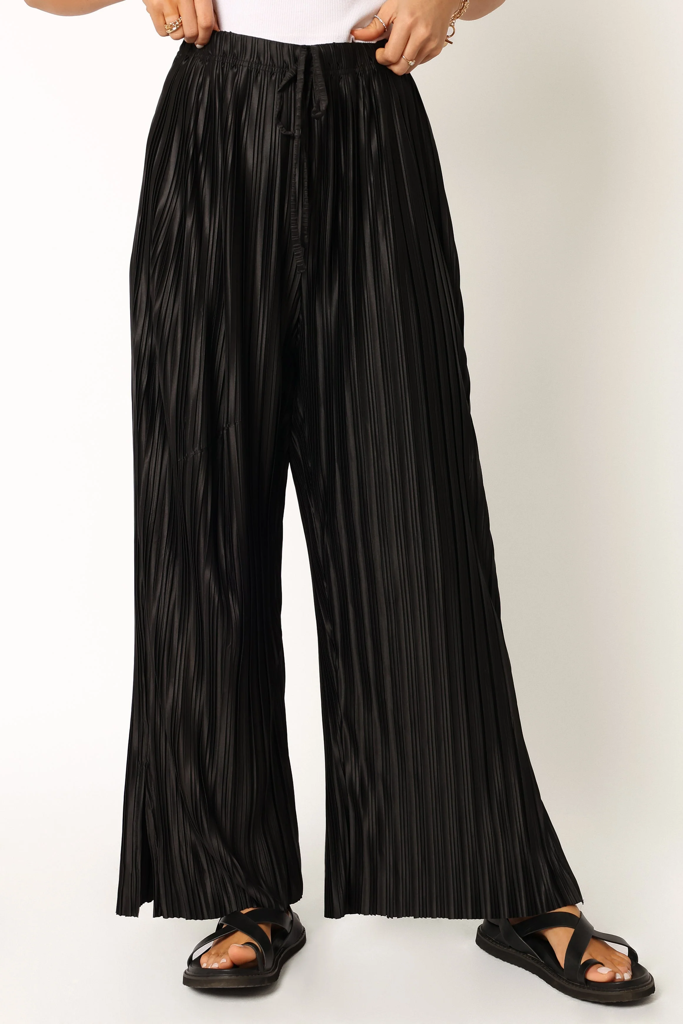 Sasha Pleated Pants - Black