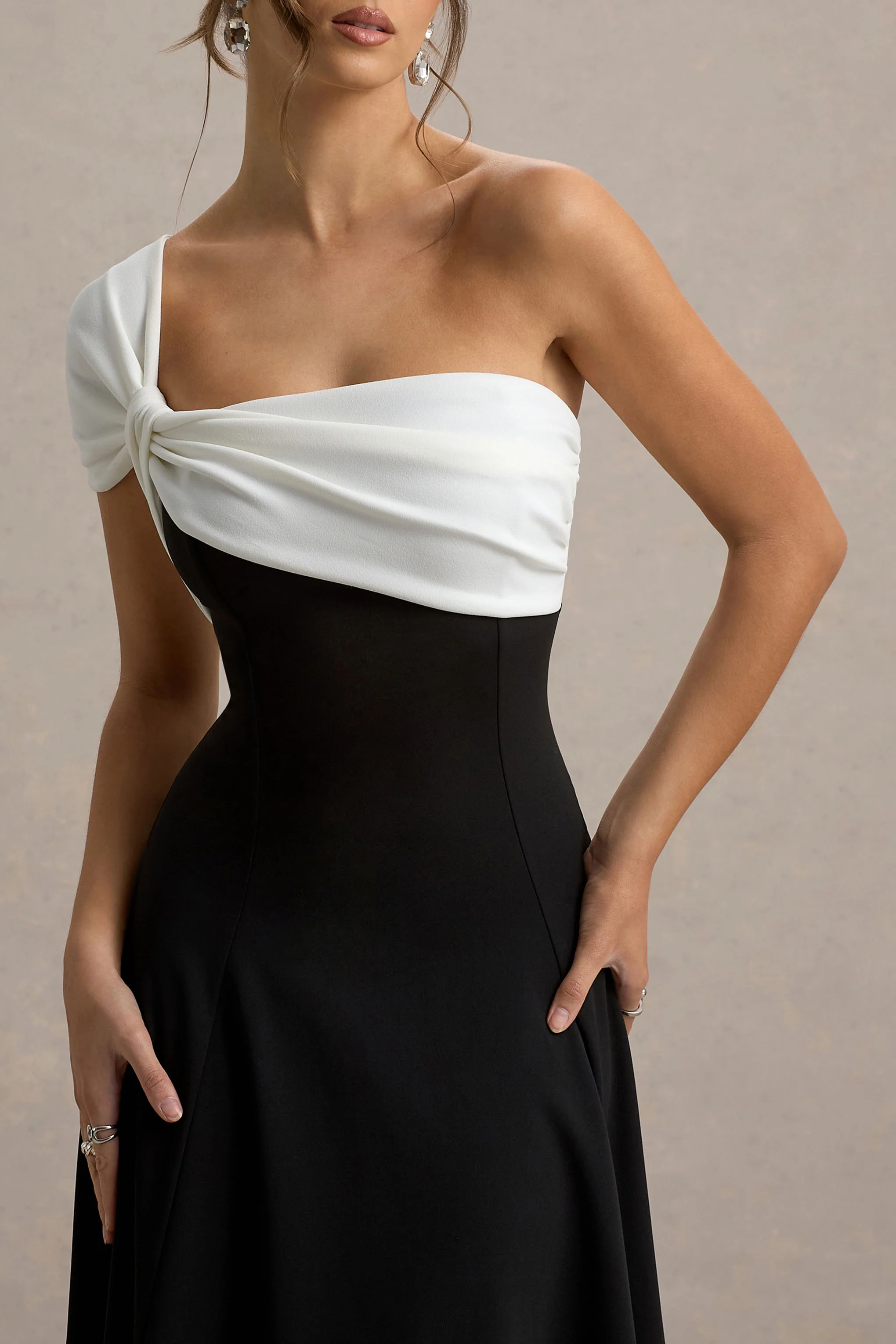 Malta | Black & White One-Shoulder Midi Dress