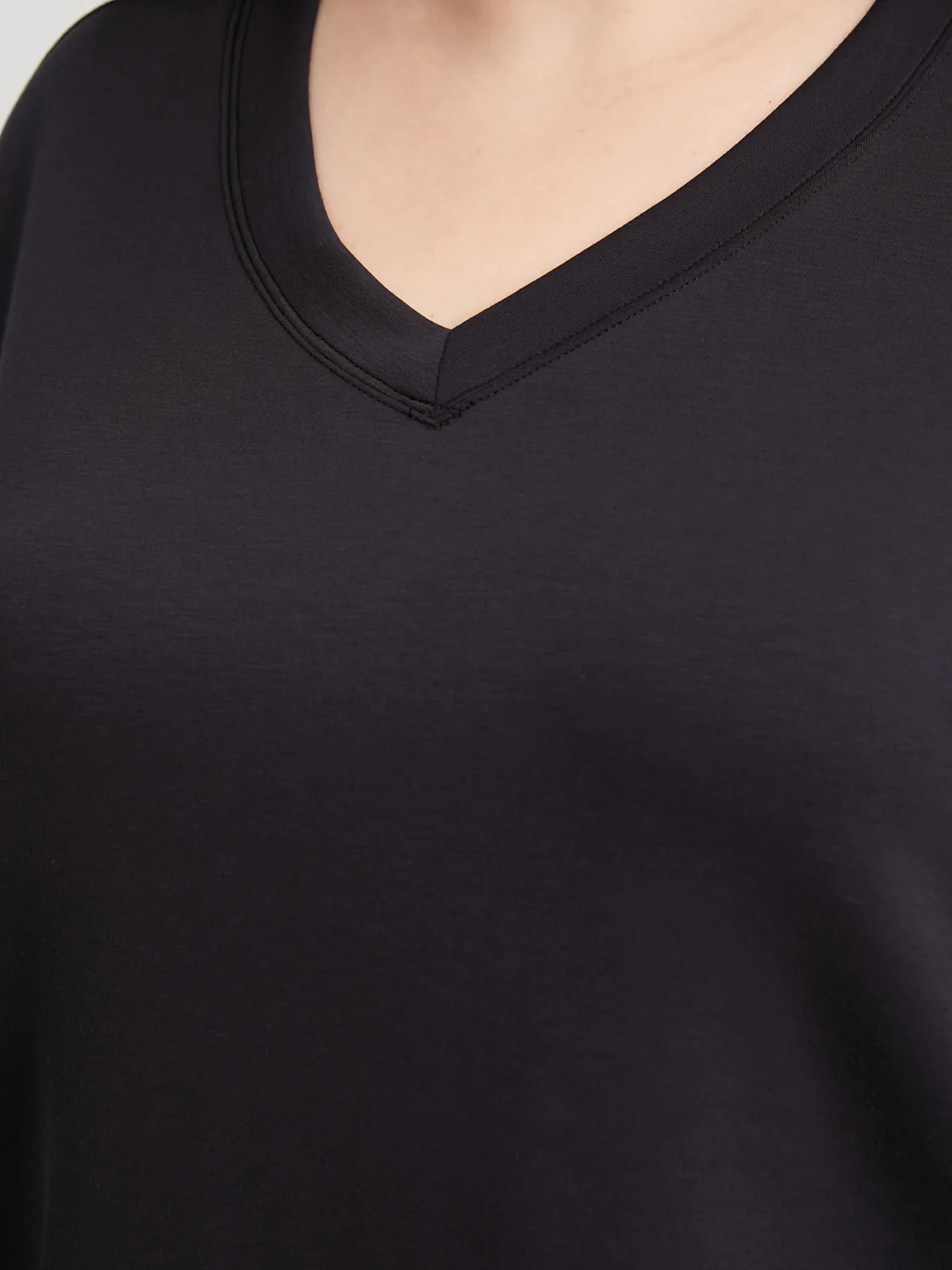 Plus V-Neck Crop Sweatshirt