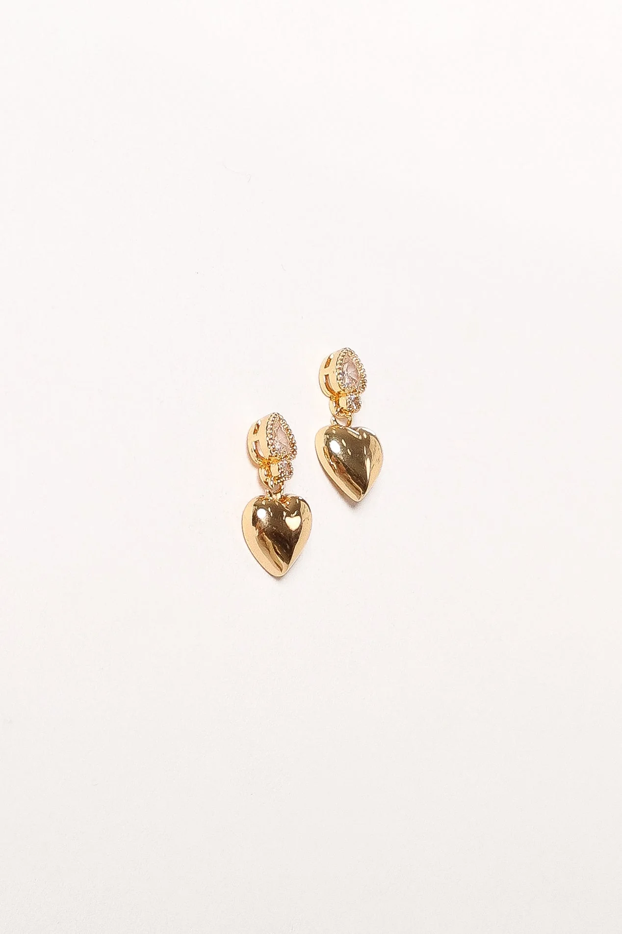 Susan Heart Earrings - Gold