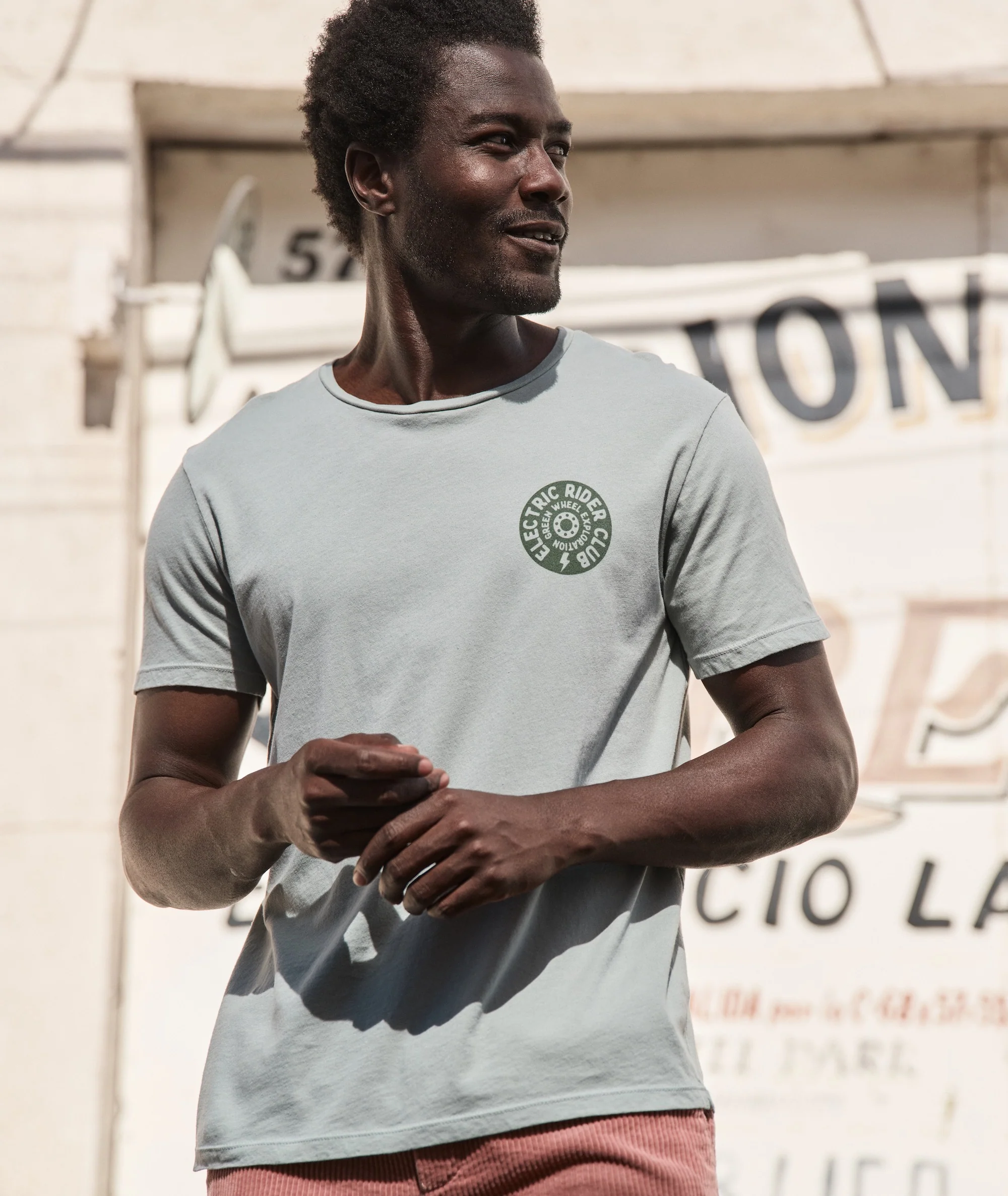 We ❤️ This Bus Tee