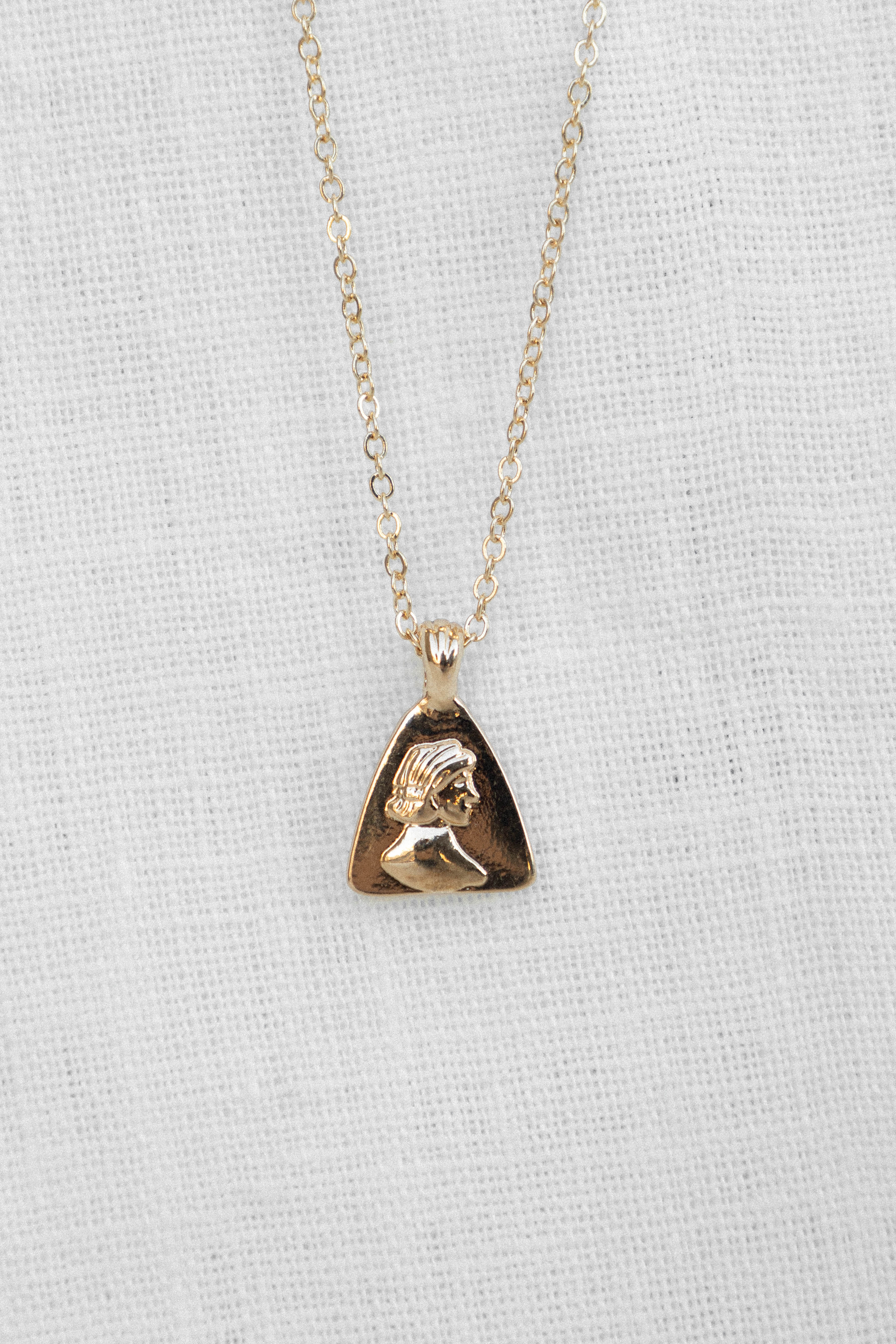 Enchante 5 Layer Necklace Set - Gold