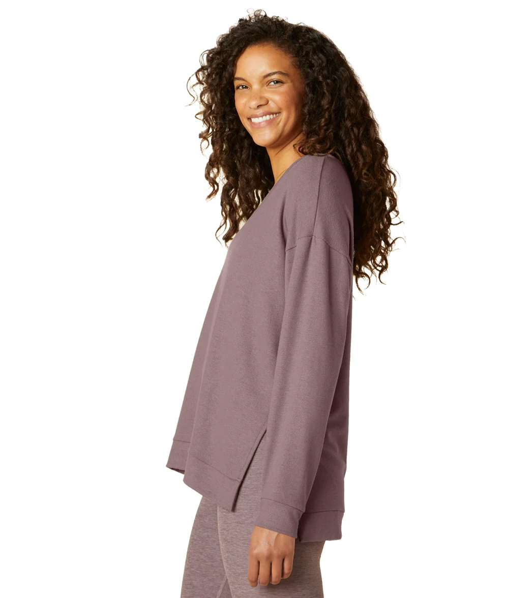 Beyond Yoga Long Weekend Pullover