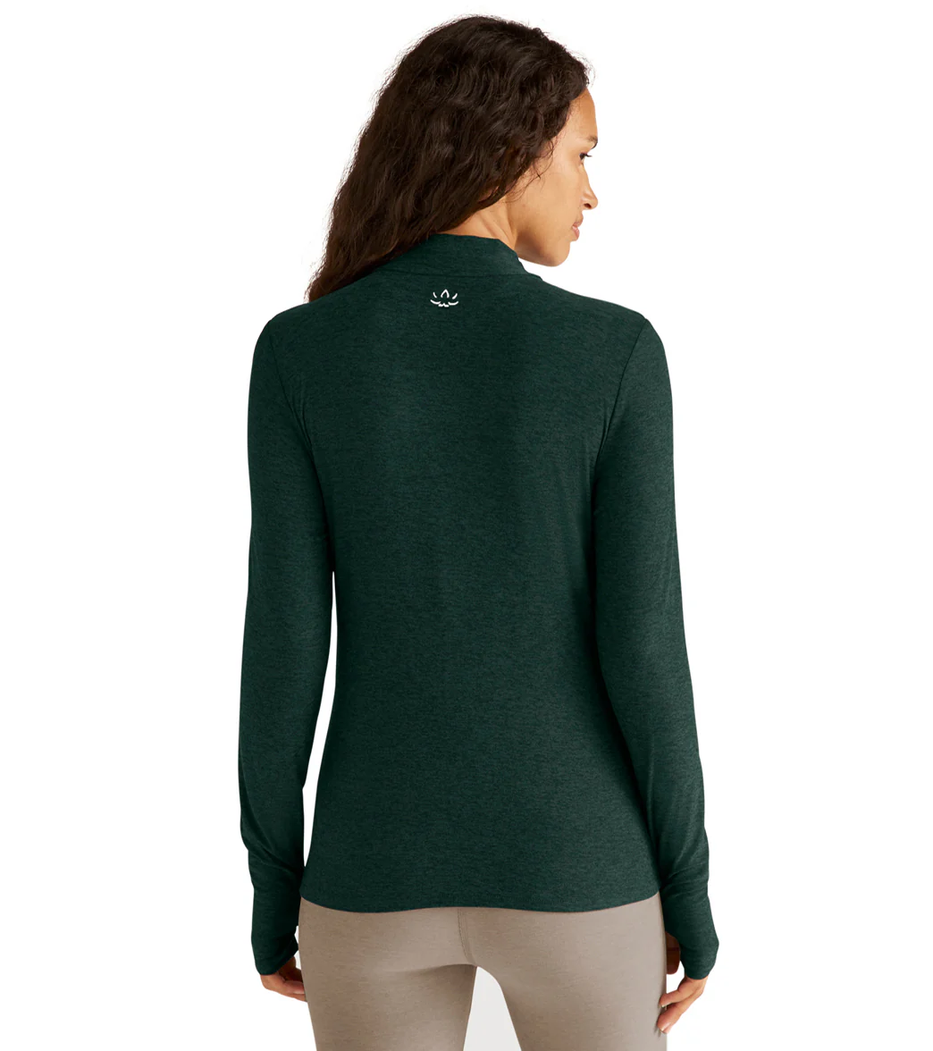 Beyond Yoga Featherweight Moving On Pullover