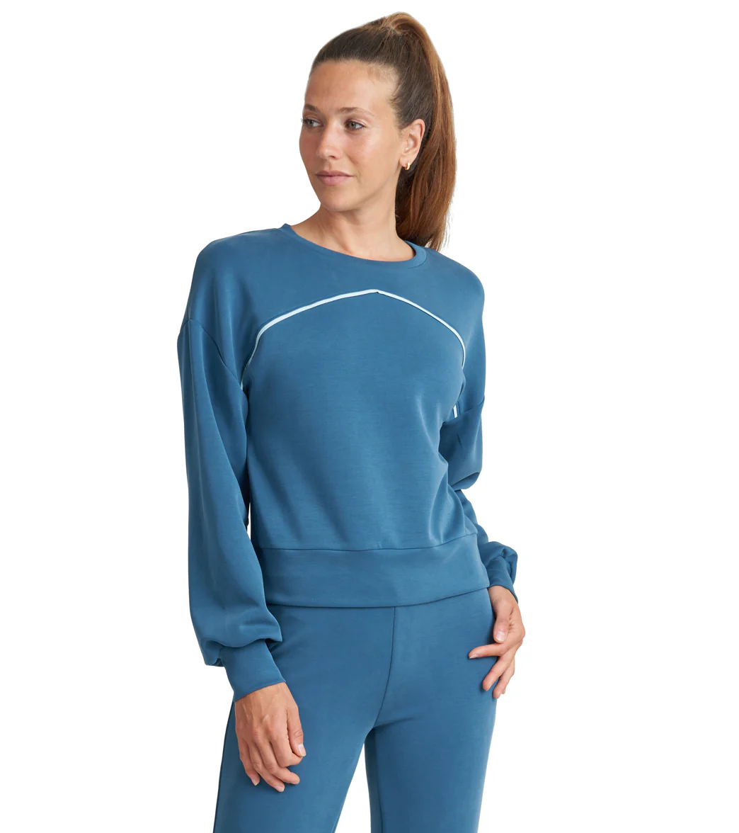 Thrive Societe Piped Blouson Pullover