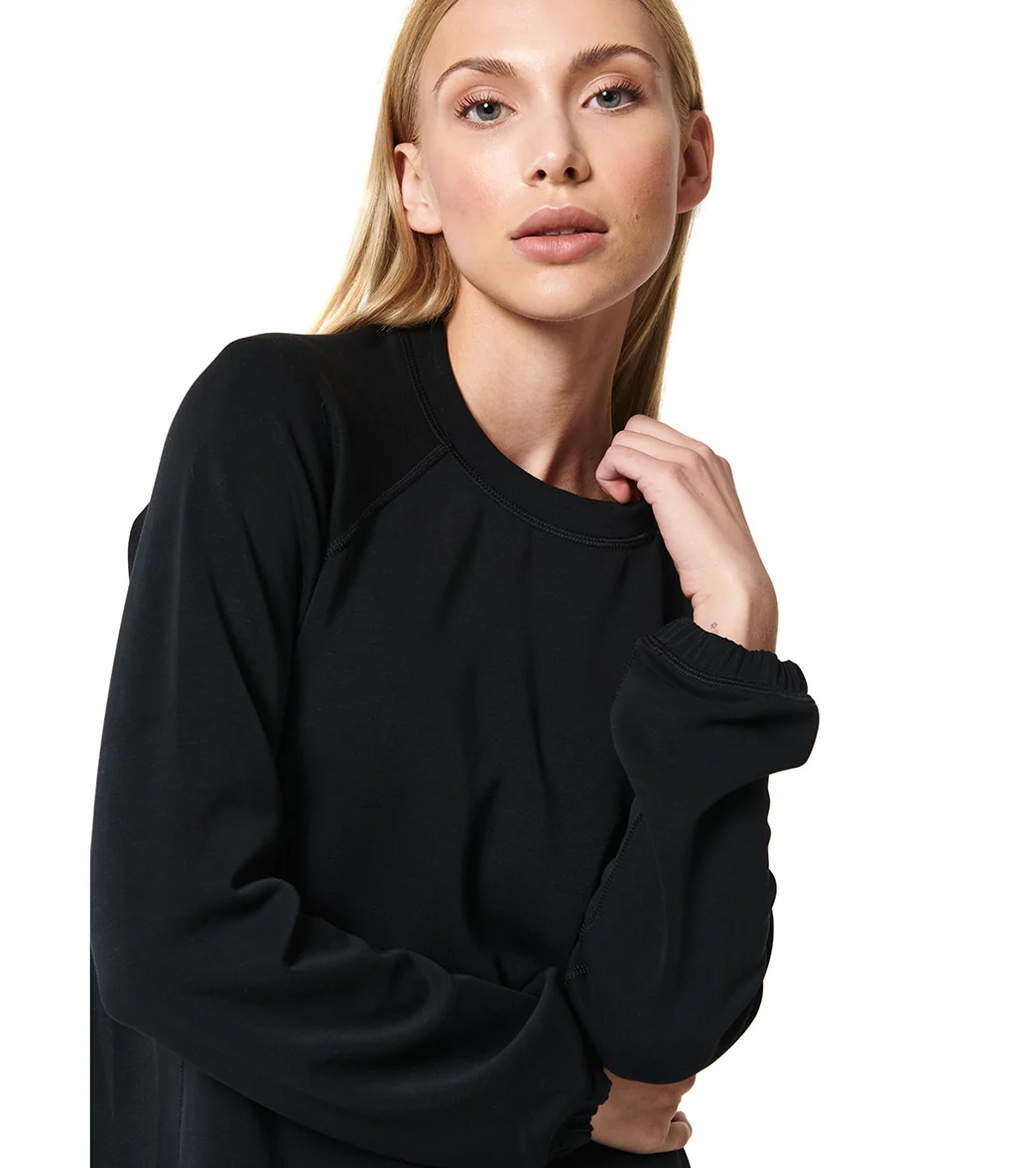 NUX Sleek Sweat Pullover