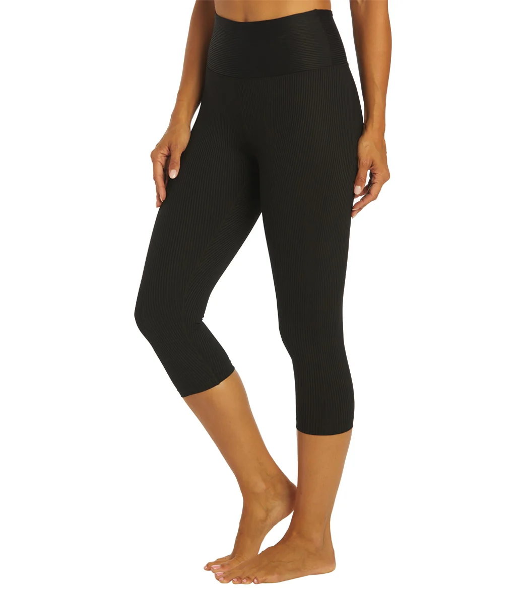 Year of Ours Ribbed Capri Leggings