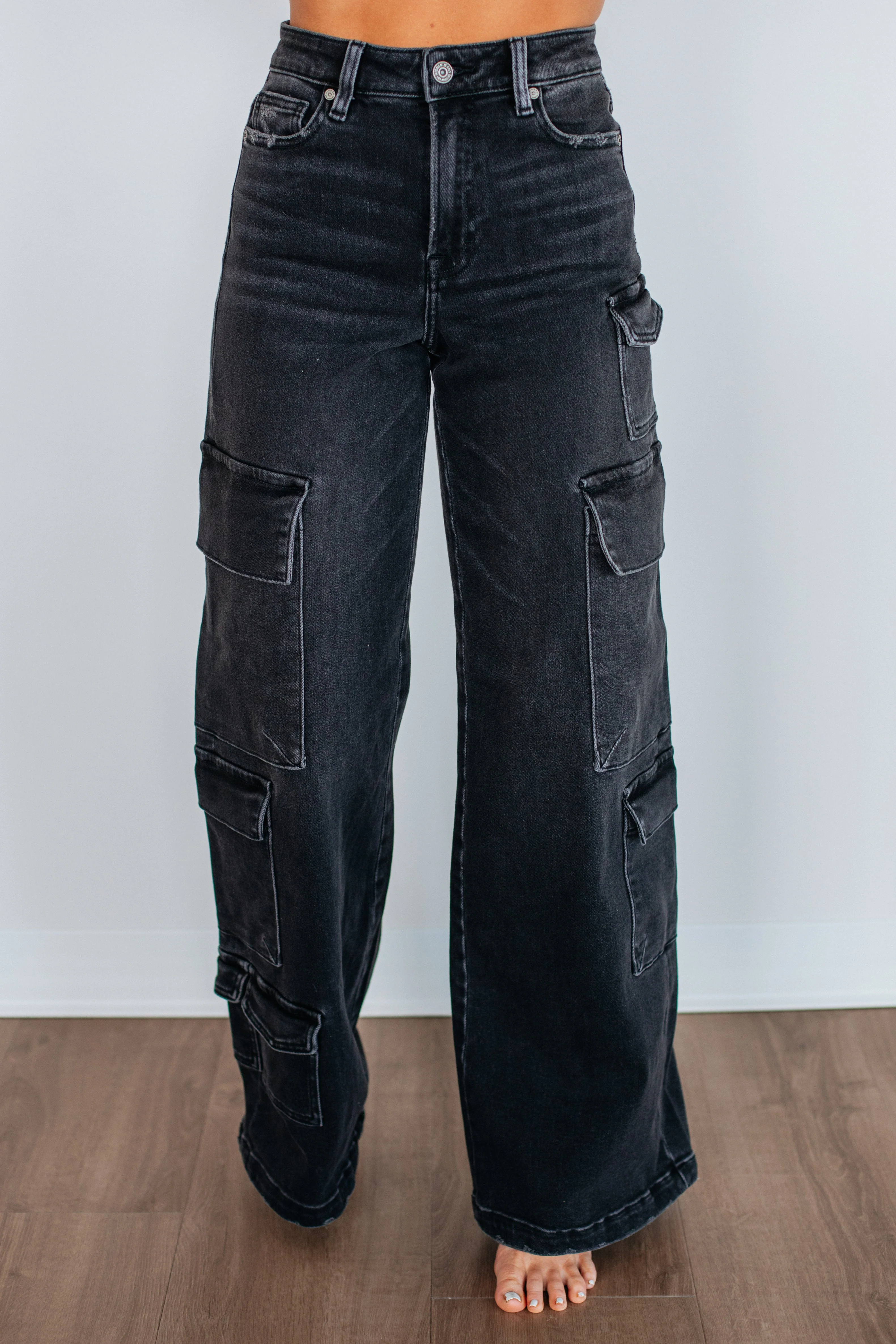 Nori Hidden Cargo Jeans - Vintage Black