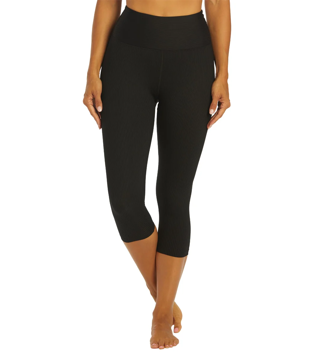 Year of Ours Ribbed Capri Leggings