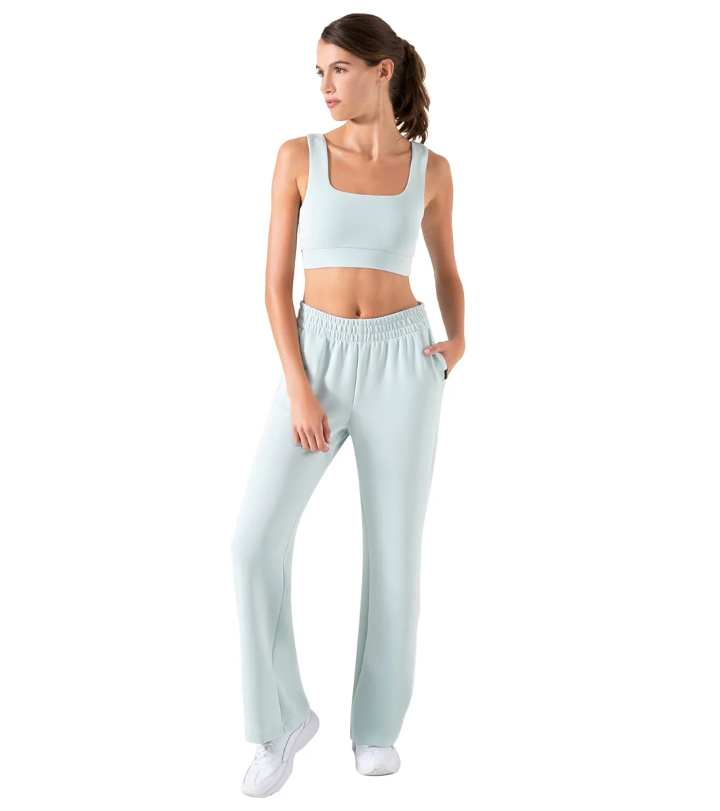 NUX Sleek Square Sports Bra