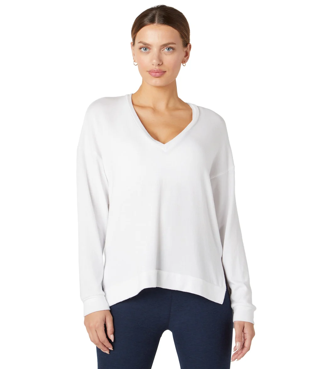 Beyond Yoga Long Weekend Pullover