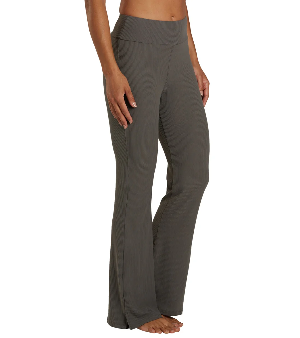 Zobha Slim Bootcut Pant