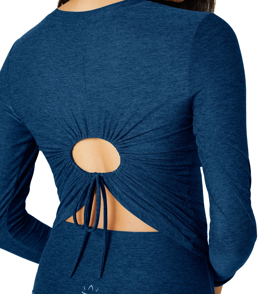 Beyond Yoga Featherweight Inner Circle Pullover