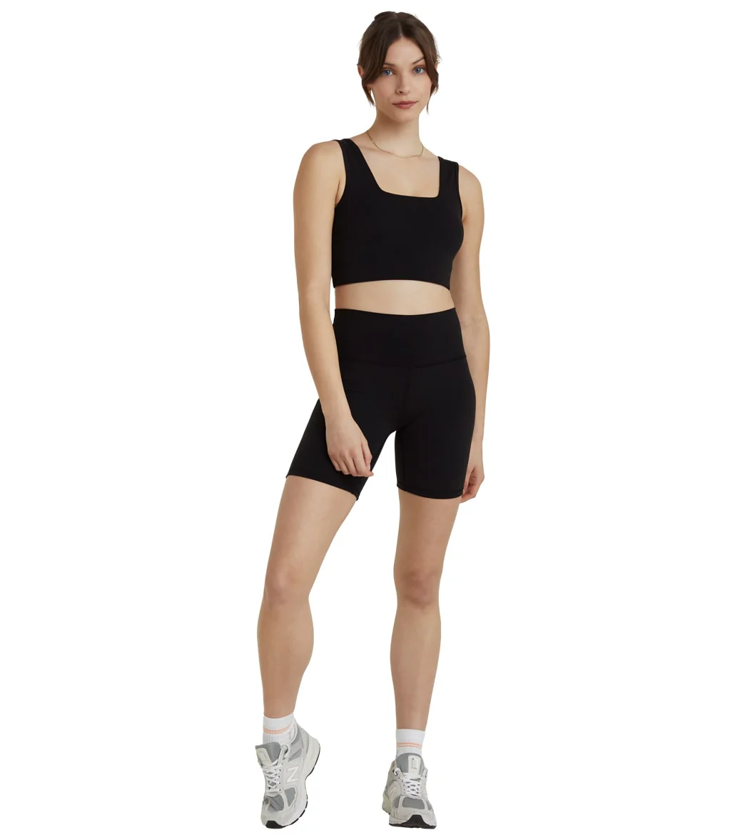 Varley Dina Shorts 7