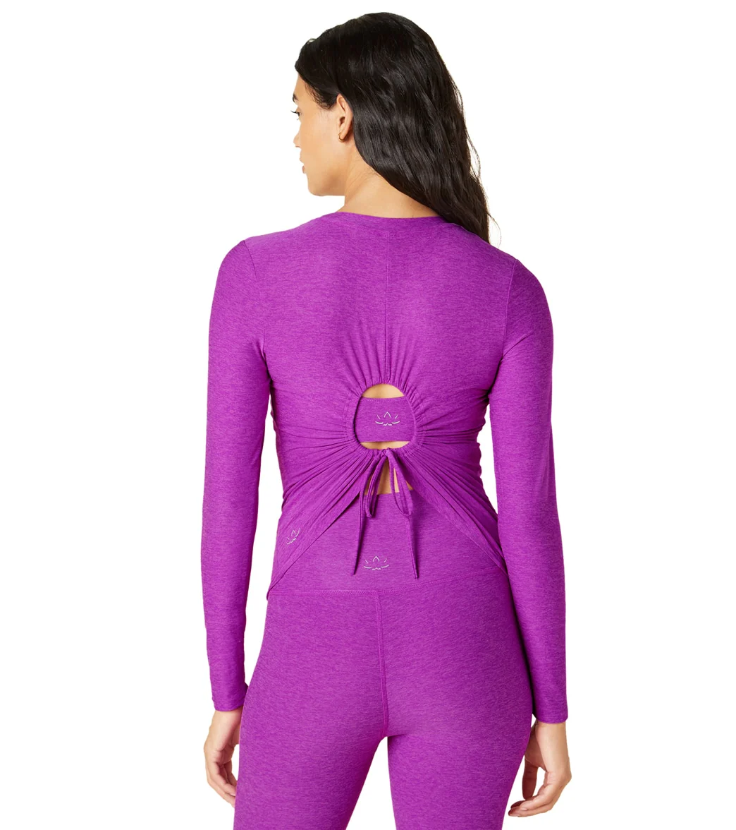 Beyond Yoga Featherweight Inner Circle Pullover