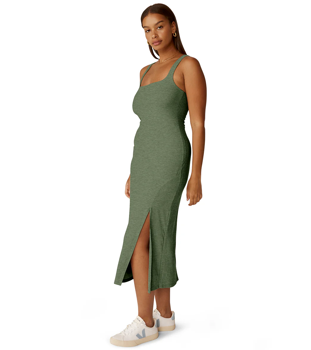 Beyond Yoga Featherweight Getaway Dress