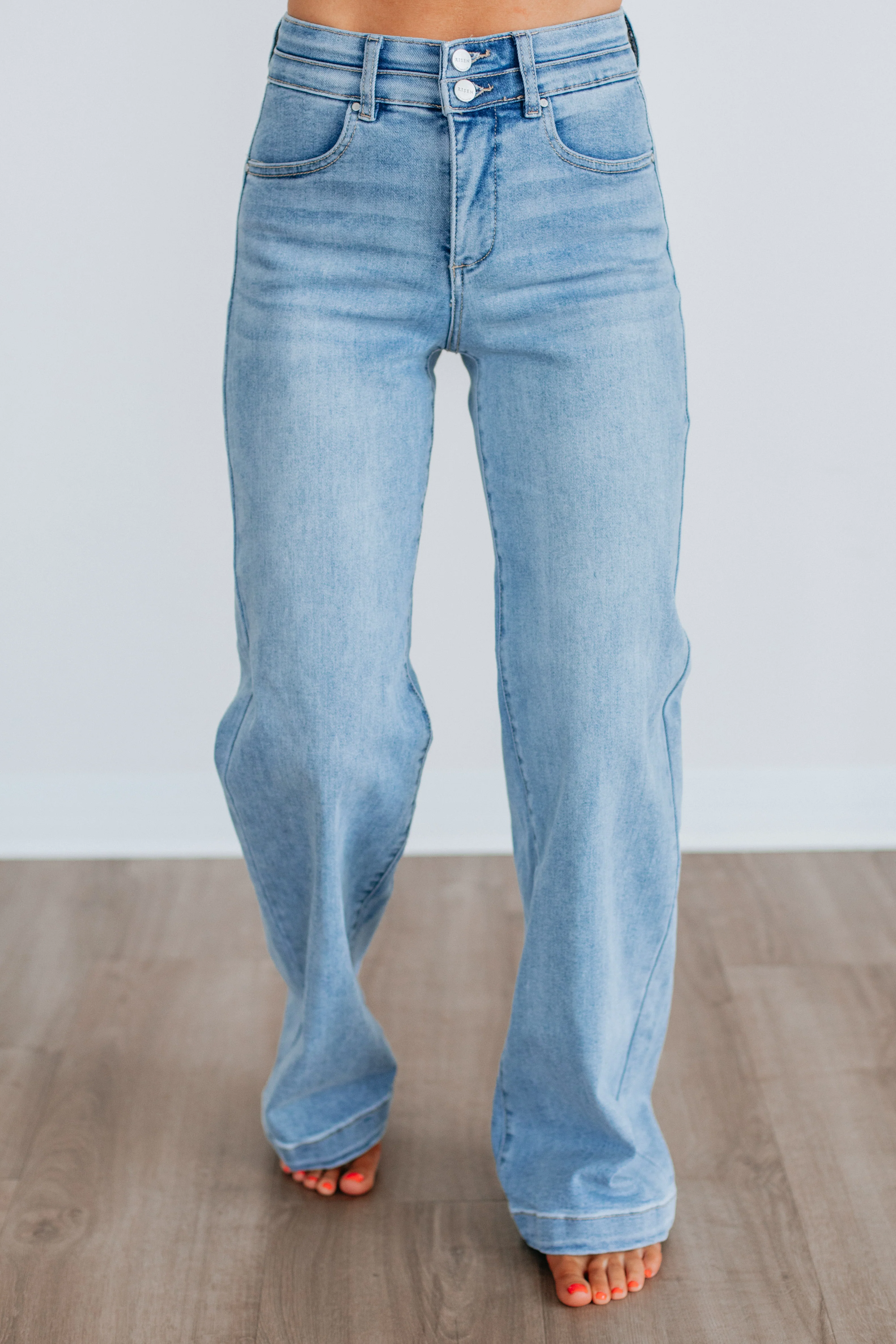 Kamiah Risen Jeans - Light Wash