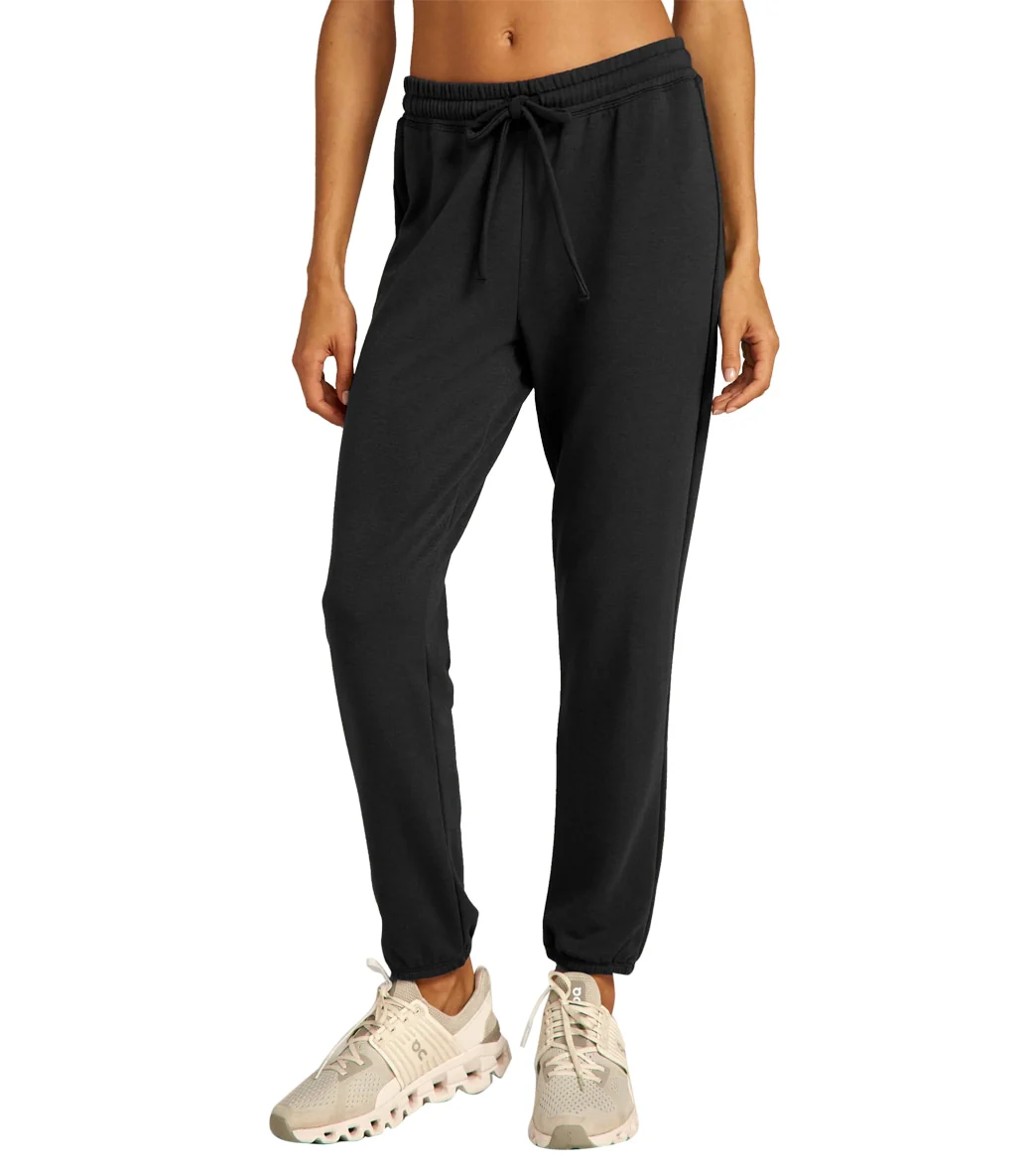 Beyond Yoga Off Duty Jogger