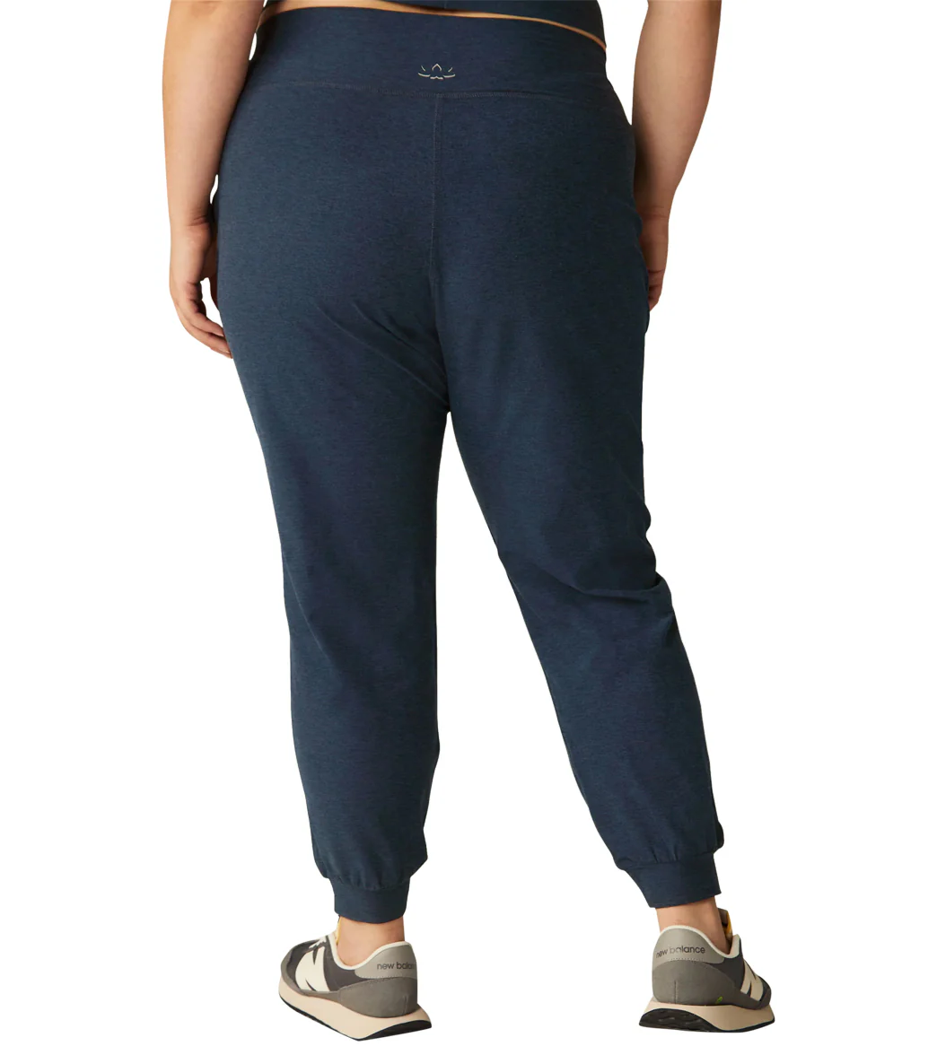 Beyond Yoga Plus Size Spacedye Midi Joggers