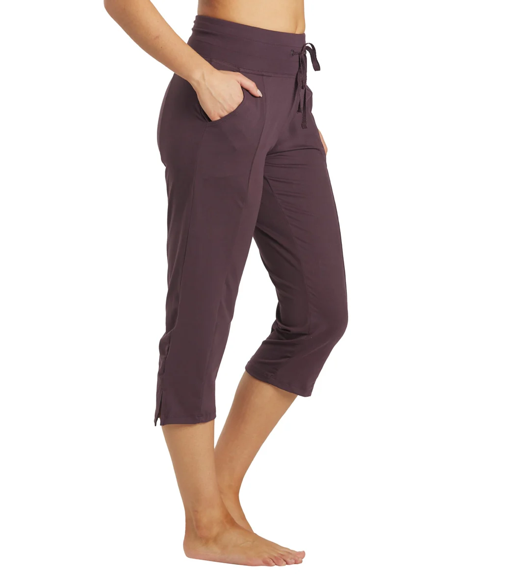 Marika Mona Capri