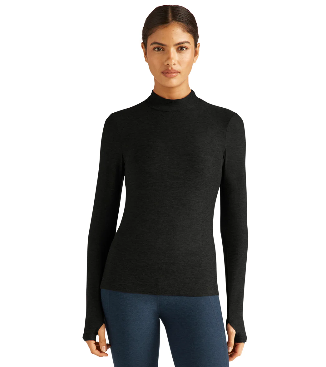 Beyond Yoga Featherweight Moving On Pullover
