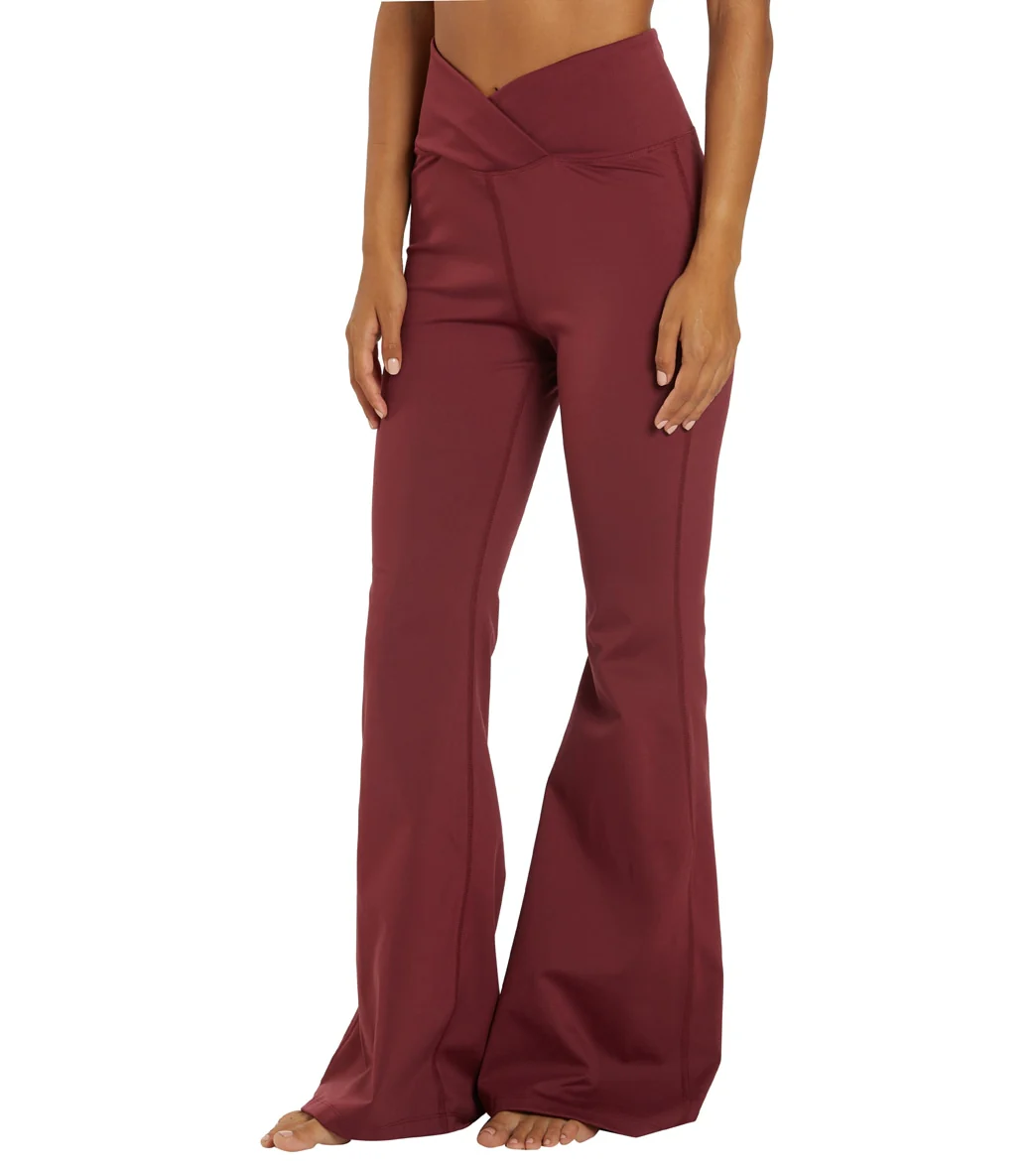 Year of Ours Veronica Flare Legging